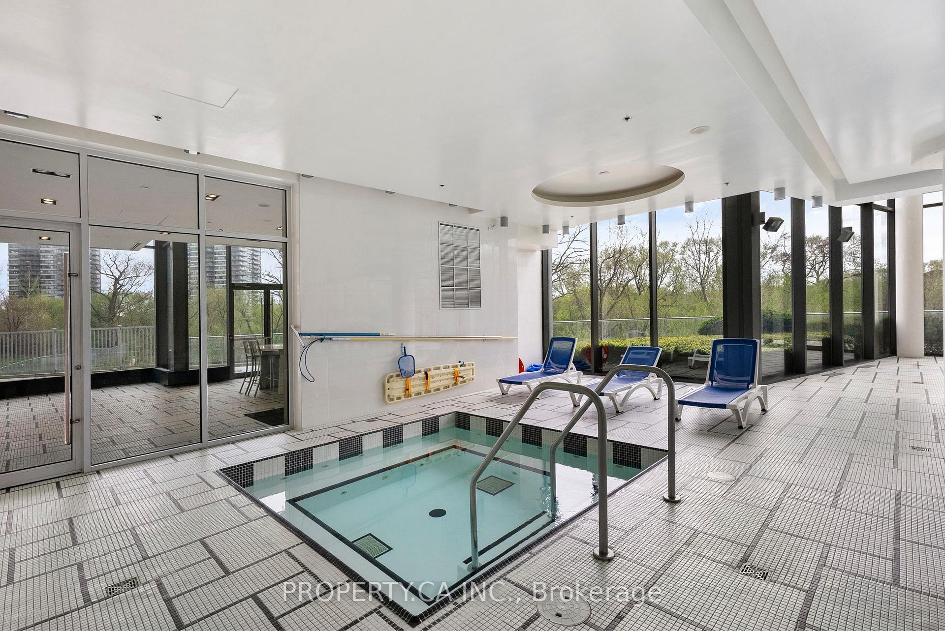 90 Park Lawn Road 1211, Toronto Unit: 1211