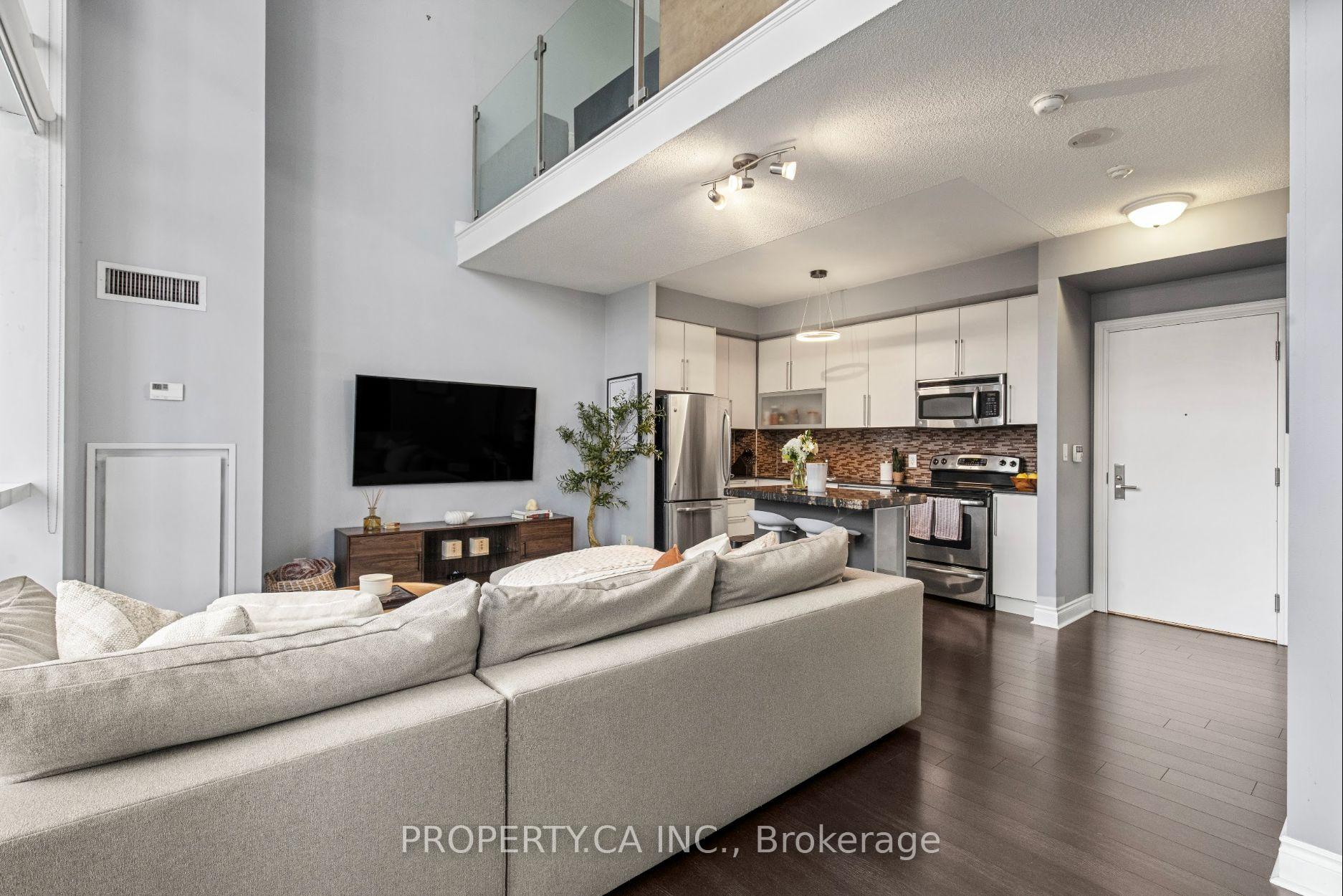 16 Brookers Lane 211, Toronto Unit: 211
