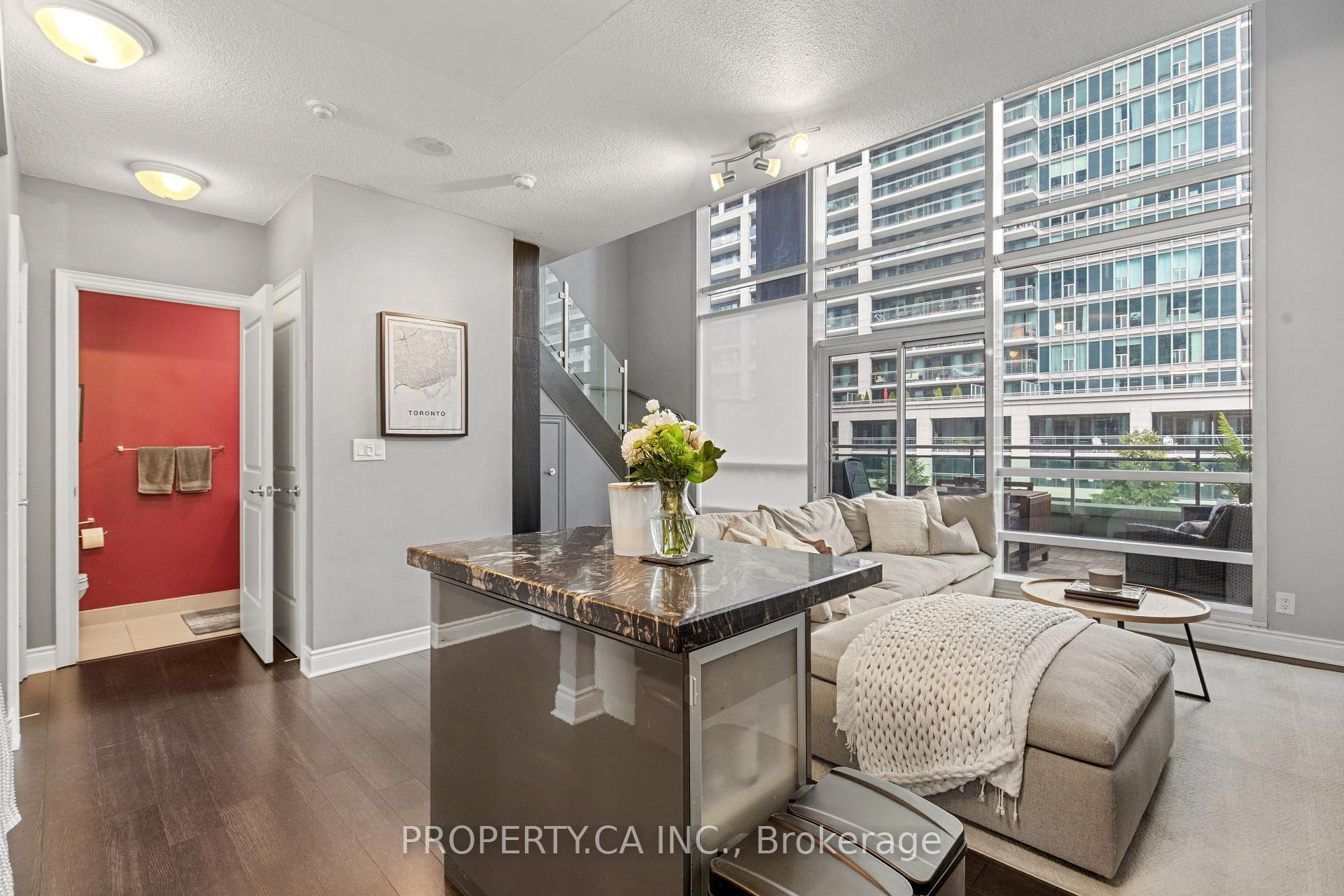 16 Brookers Lane 211, Toronto Unit: 211