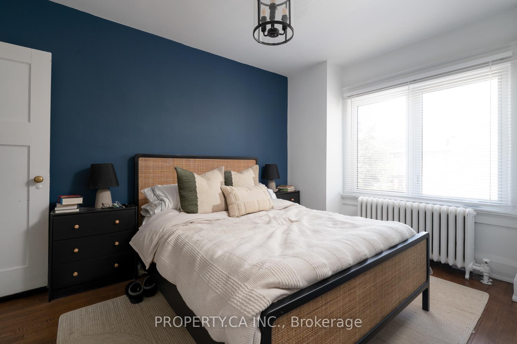 9 Fairview Avenue, Toronto