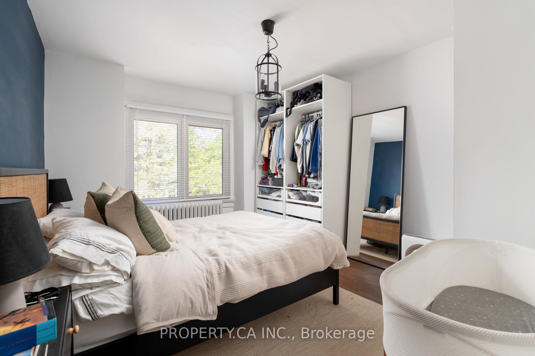 9 Fairview Avenue, Toronto