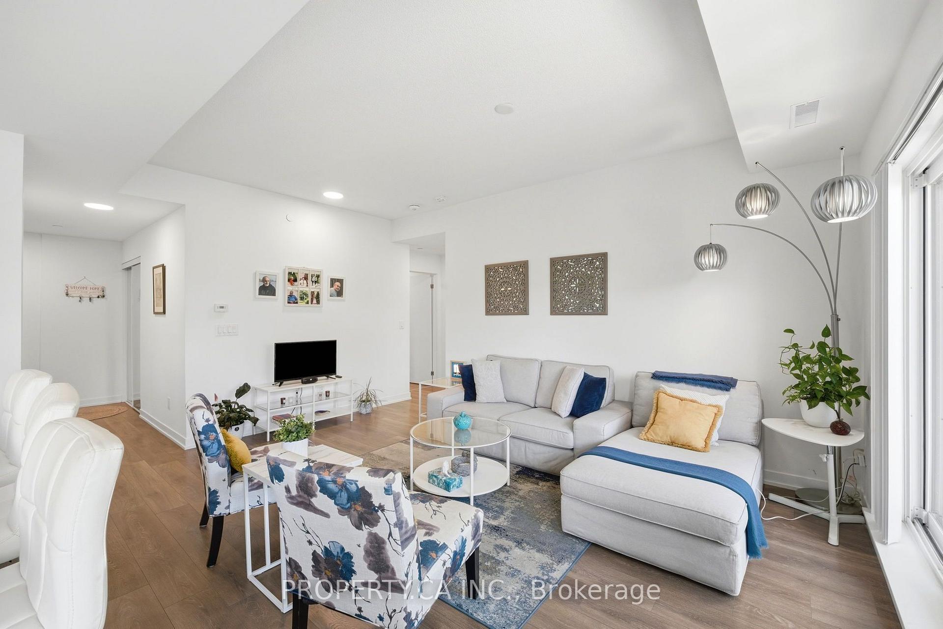 120 Canon Jackson Drive 309, Toronto Unit: 309