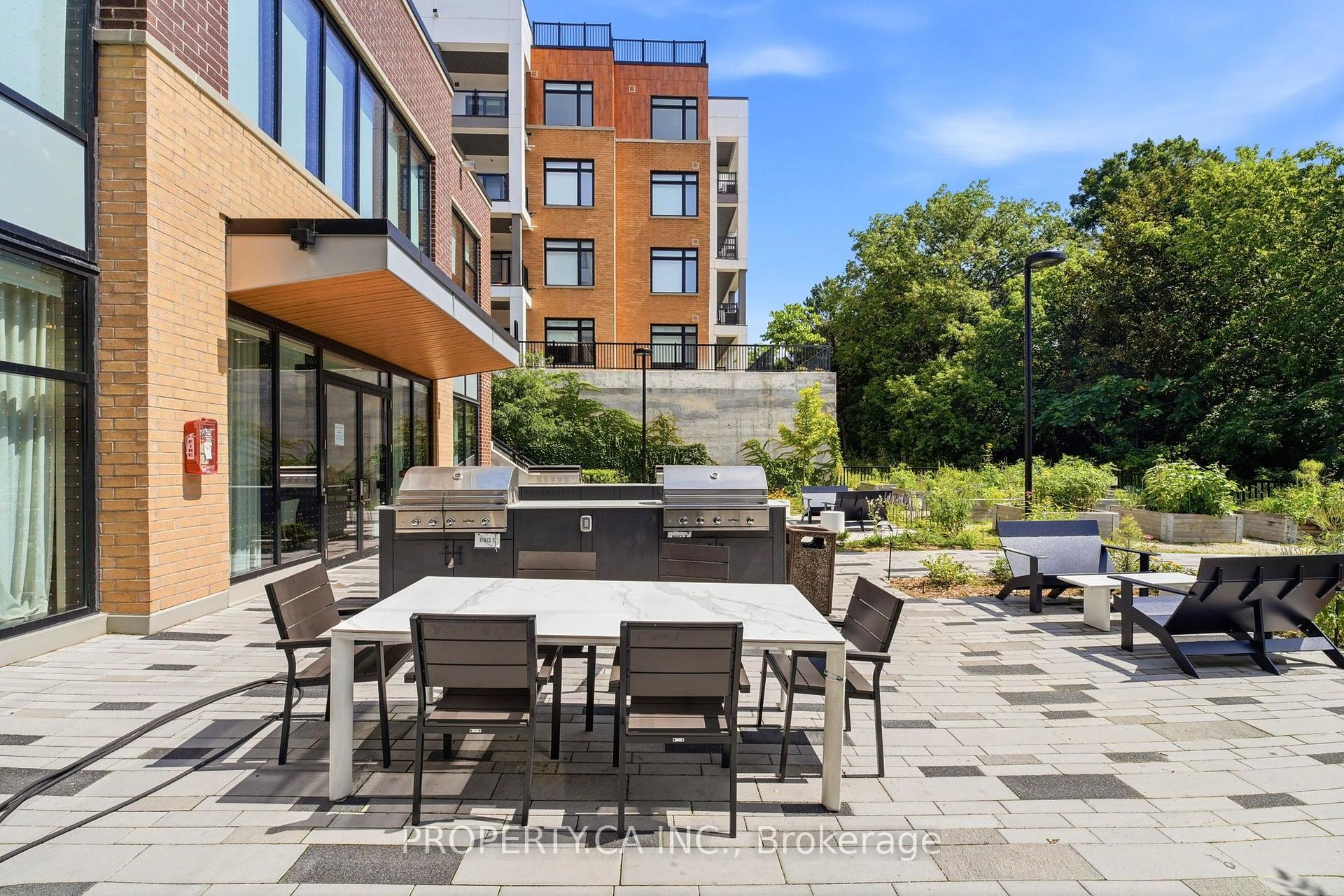 120 Canon Jackson Drive 309, Toronto Unit: 309