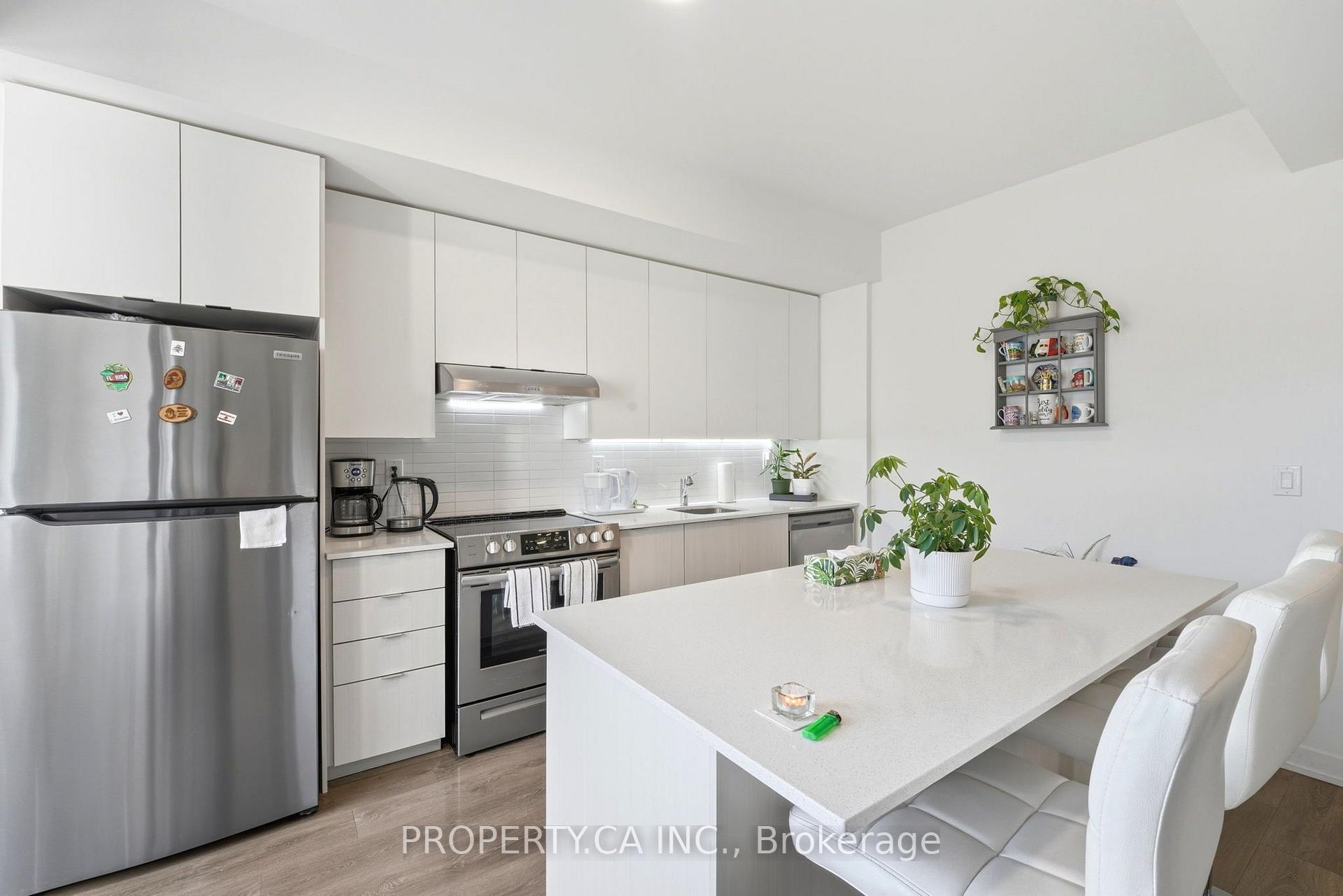 120 Canon Jackson Drive 309, Toronto Unit: 309