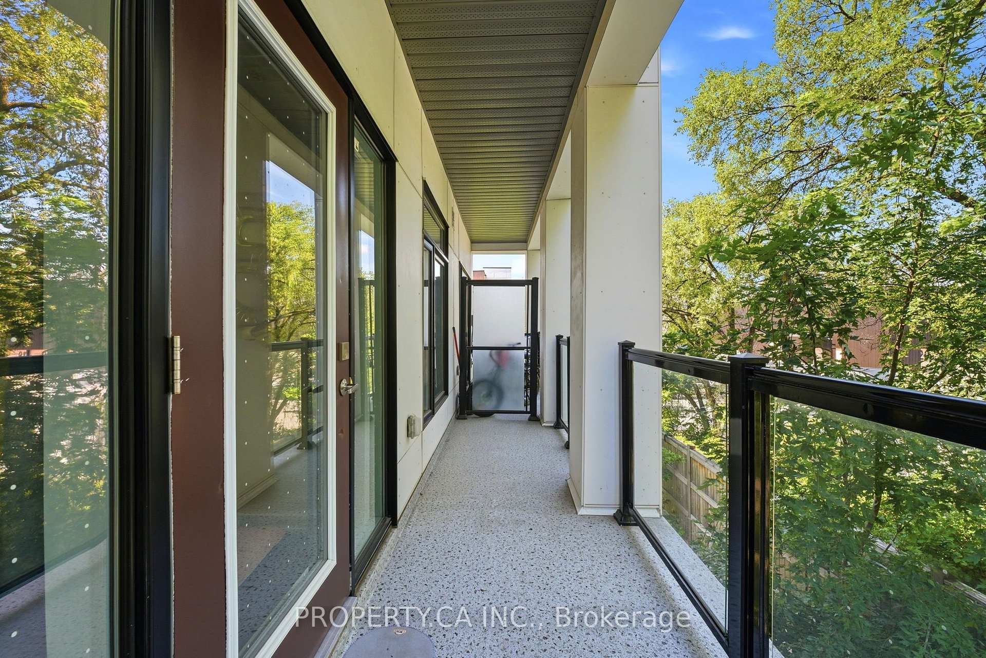 120 Canon Jackson Drive 309, Toronto Unit: 309