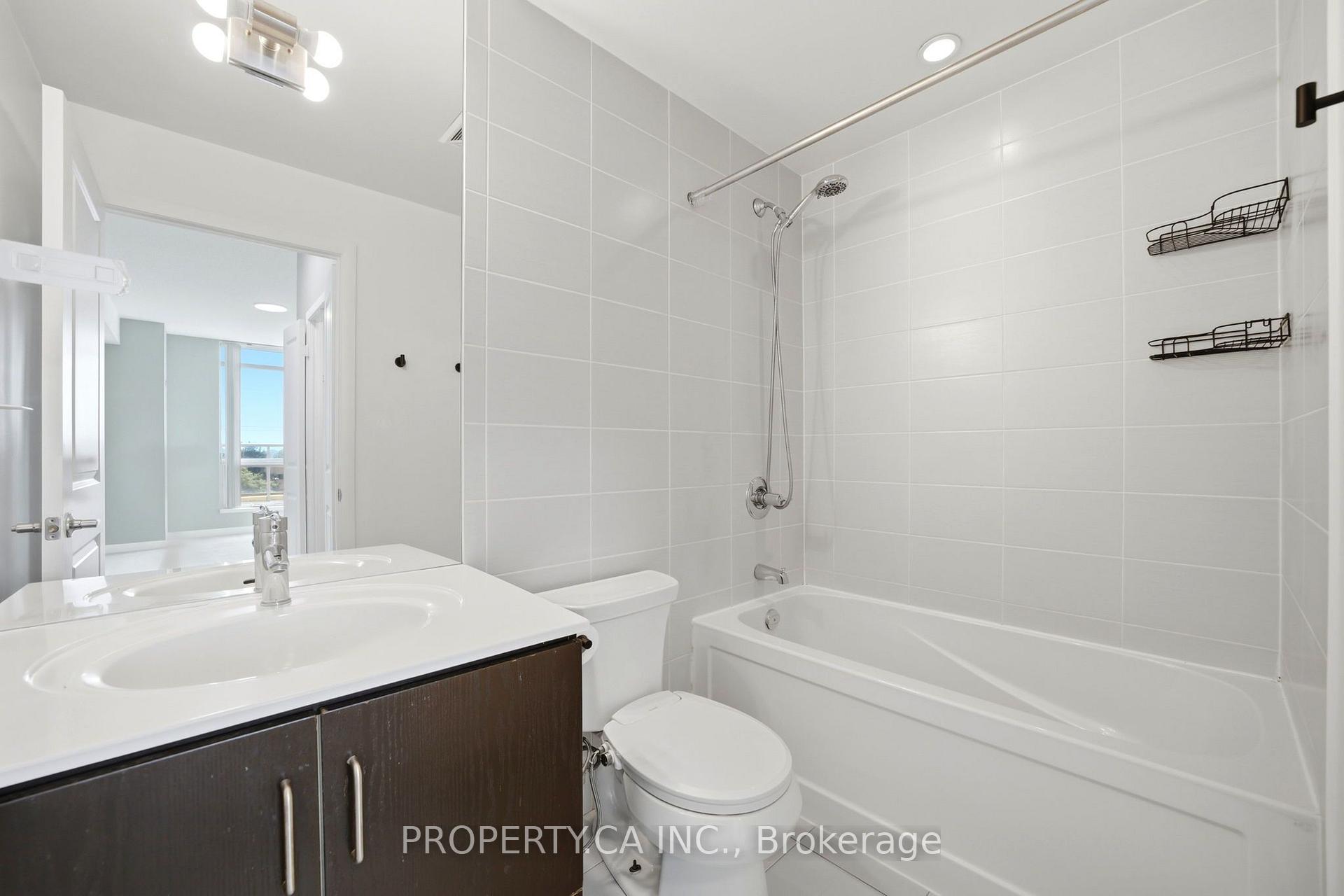 215 Sherway Gardens Road 403, Toronto Unit: 403