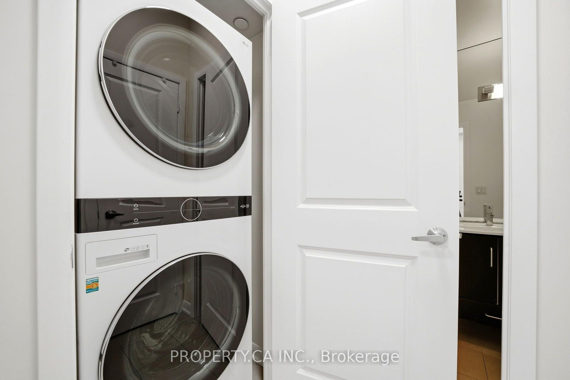215 Sherway Gardens Road 403, Toronto Unit: 403