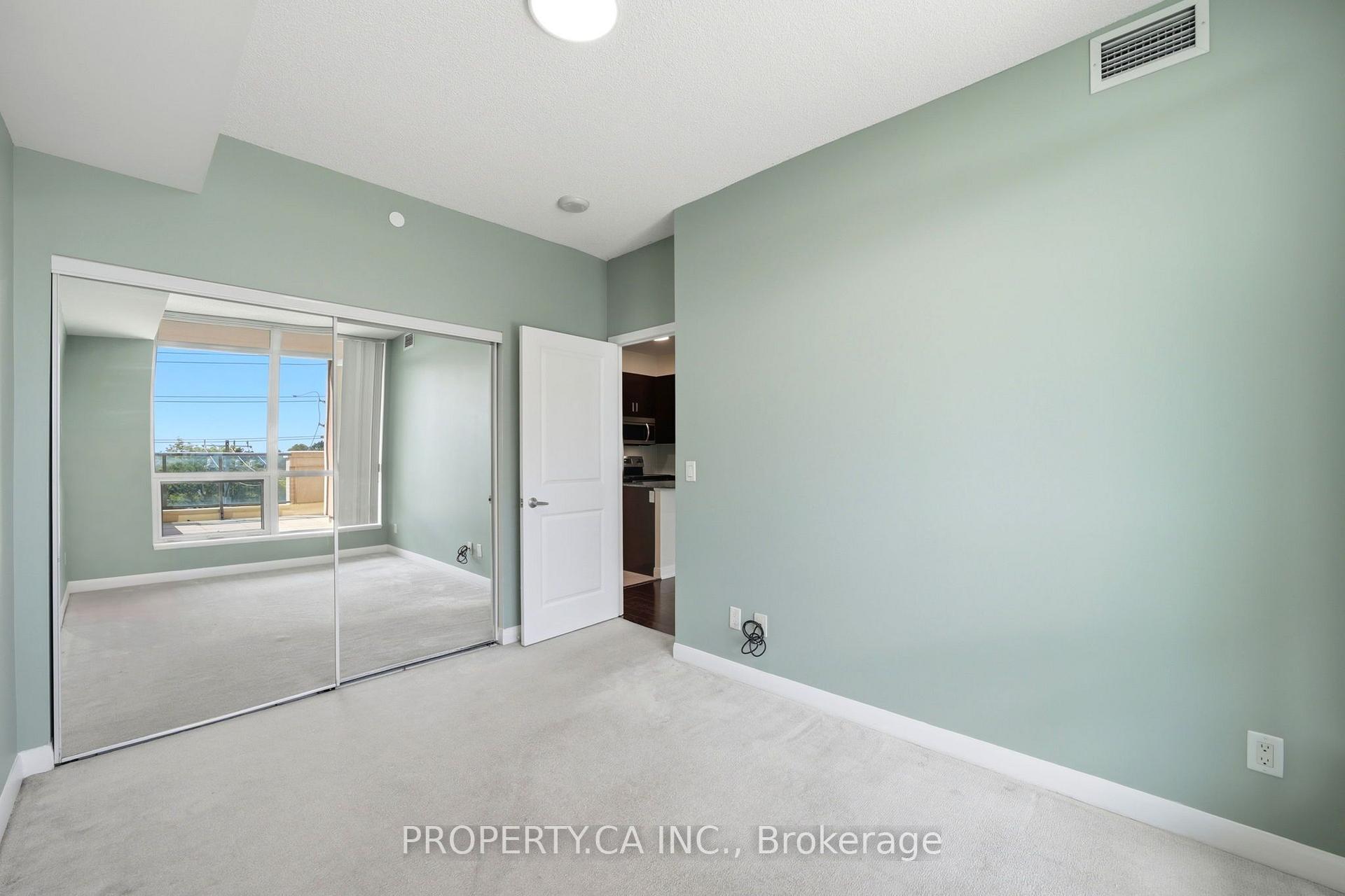 215 Sherway Gardens Road 403, Toronto Unit: 403