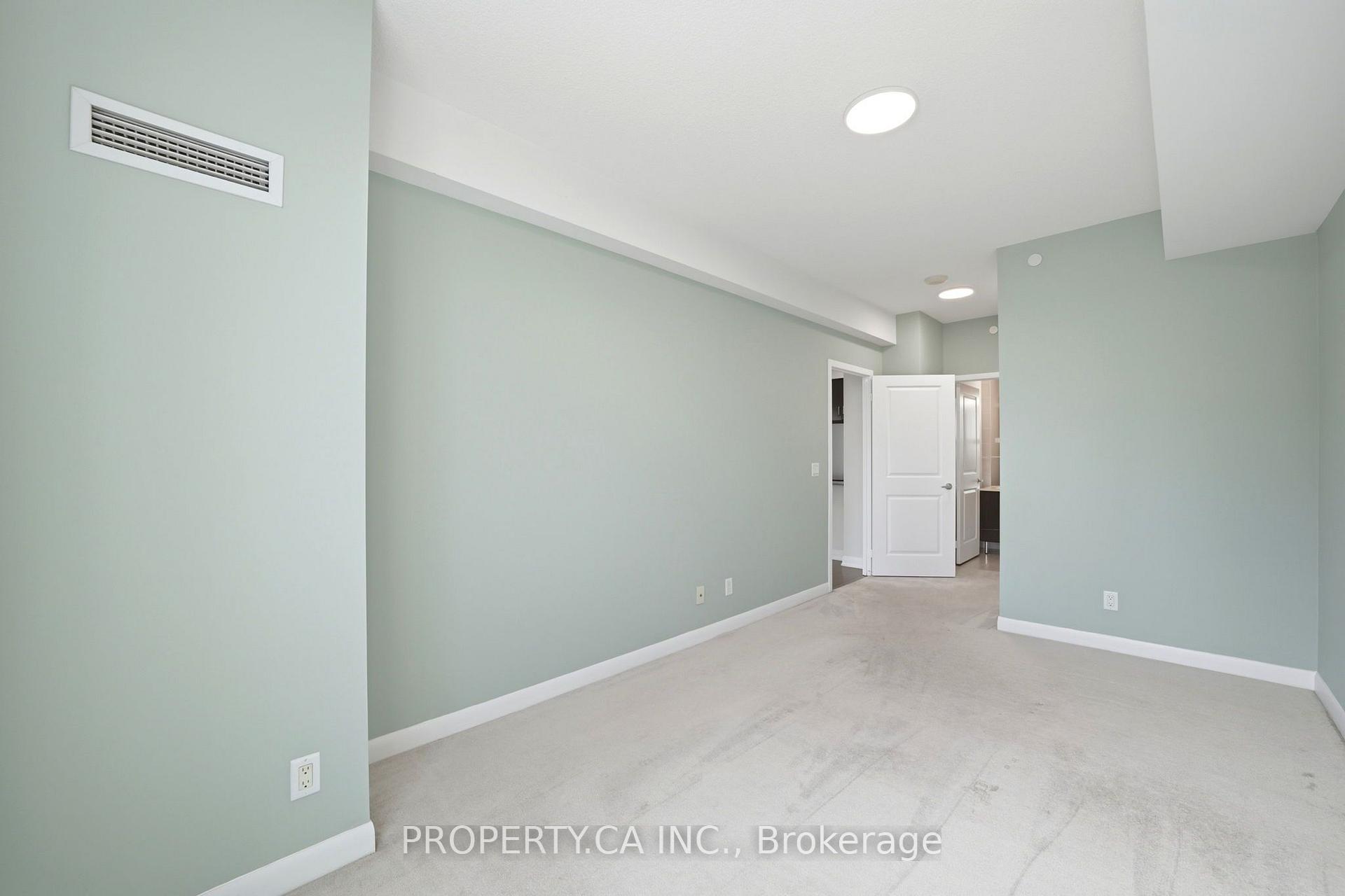 215 Sherway Gardens Road 403, Toronto Unit: 403
