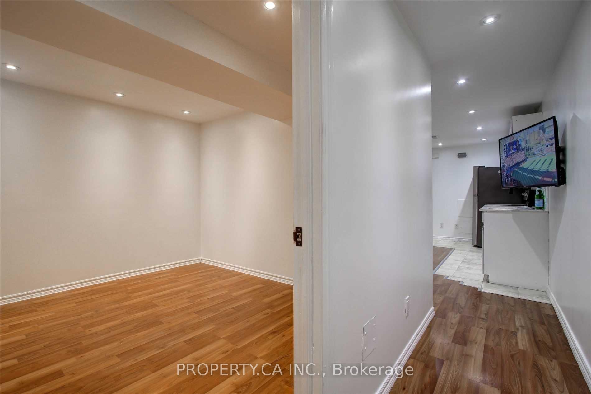 1012 Ossington Avenue Lower, Toronto Unit: Lower