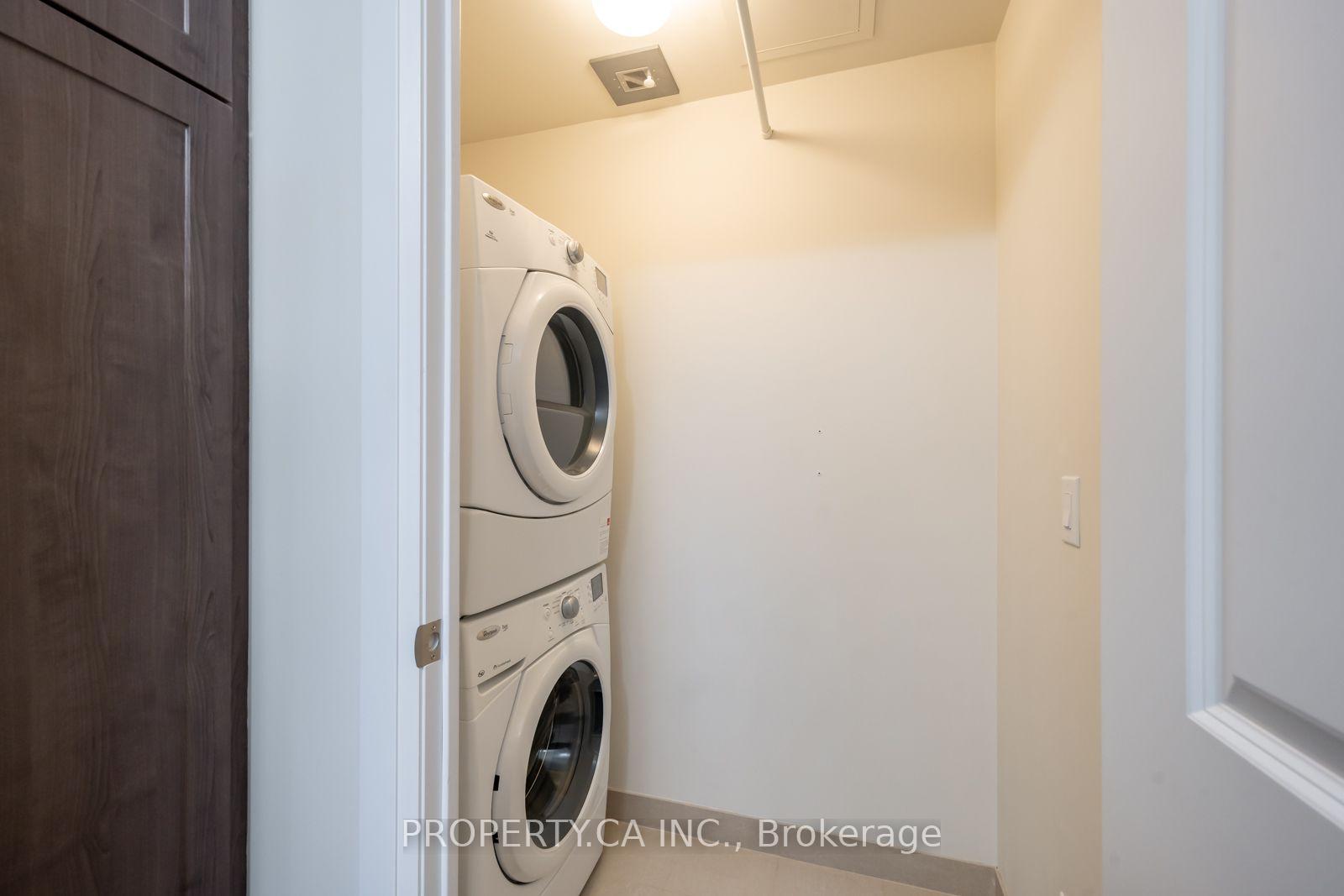 1 Old Mill Drive 613, Toronto Unit: 613