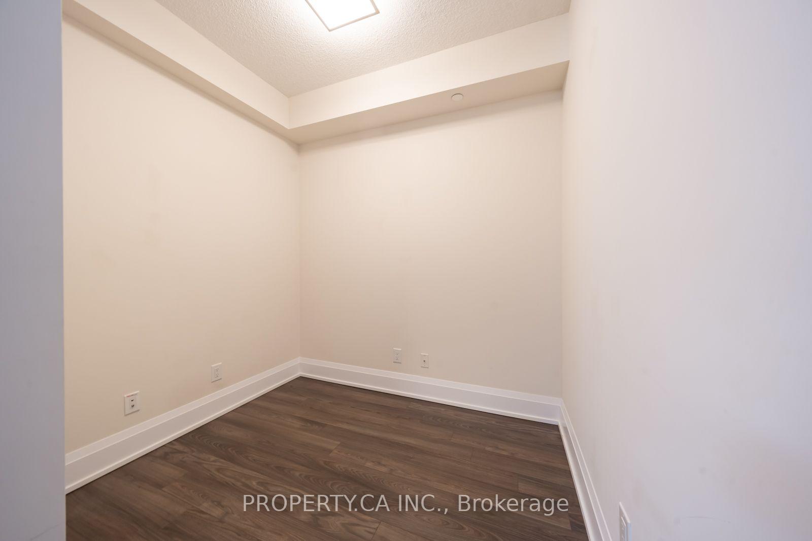 1 Old Mill Drive 613, Toronto Unit: 613