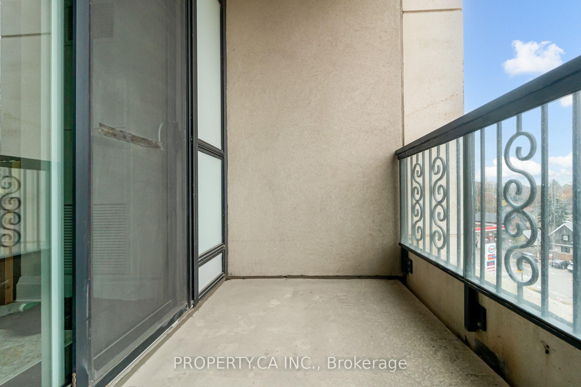 1 Old Mill Drive 613, Toronto Unit: 613