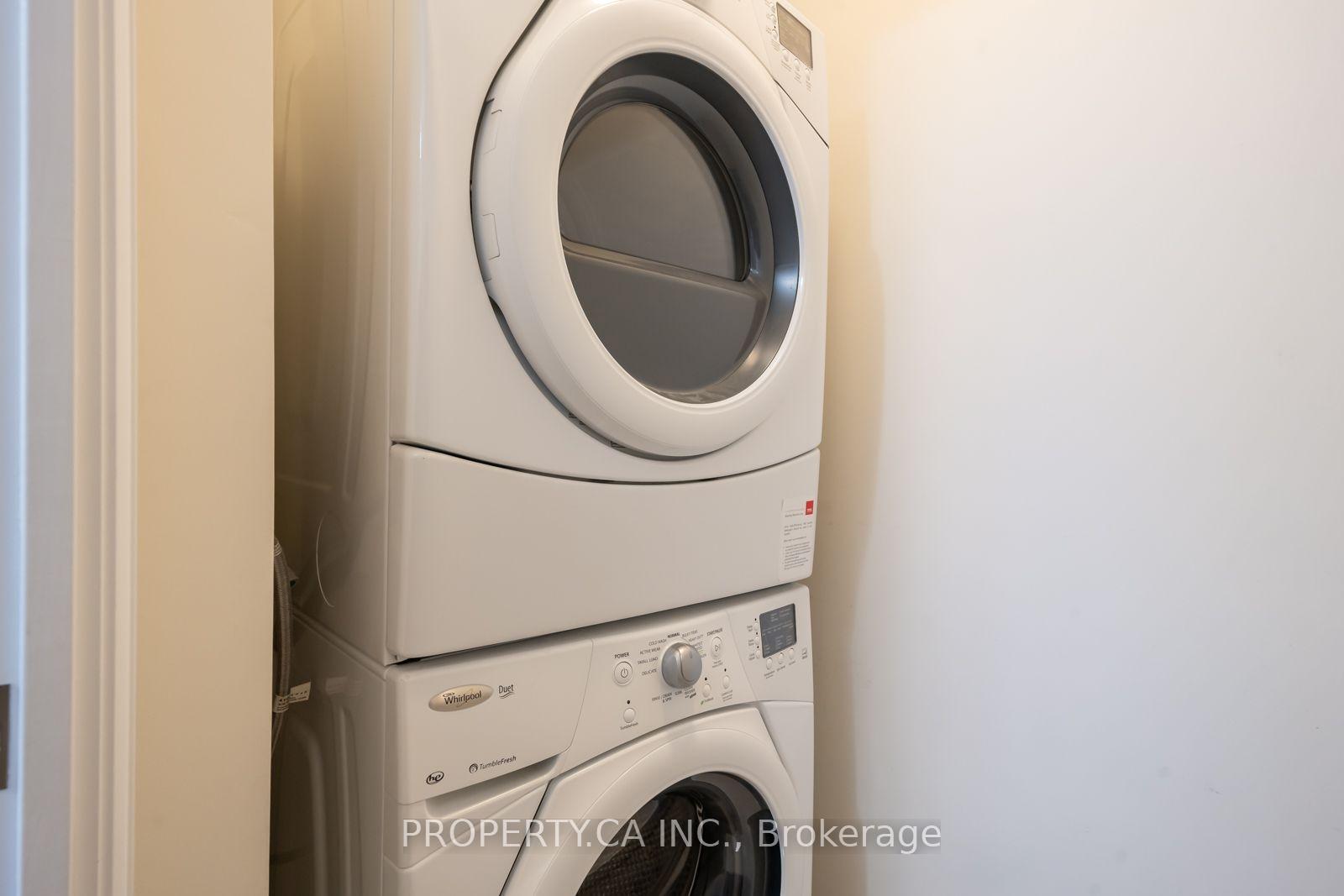 1 Old Mill Drive 613, Toronto Unit: 613