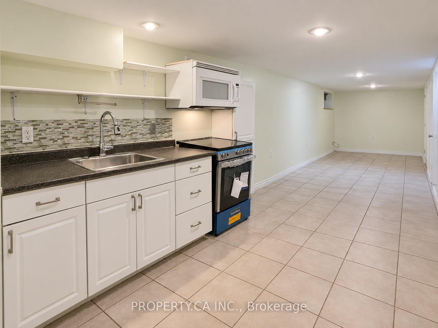 83 St John Road Lower Level, Toronto Unit: Lower Level