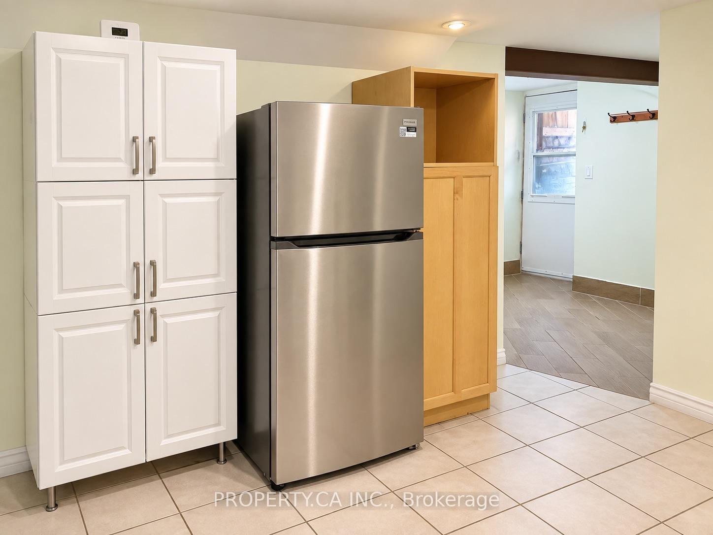 83 St John Road Lower Level, Toronto Unit: Lower Level
