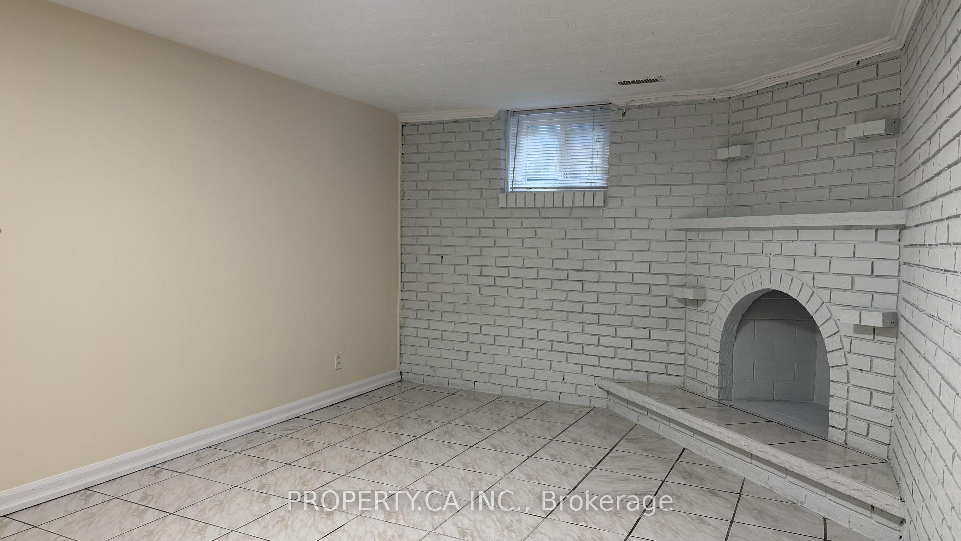 58 Lightwood Drive Lower, Toronto Unit: Lower
