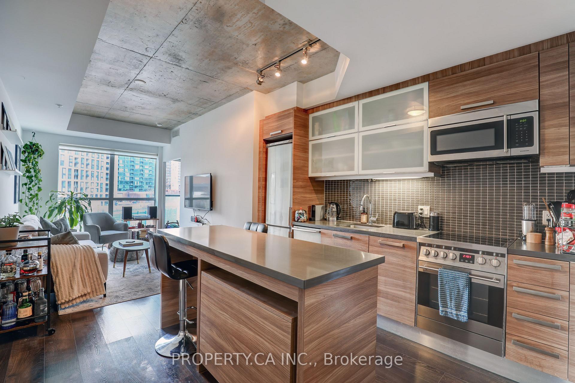 1205 Queen Street W 407, Toronto Unit: 407