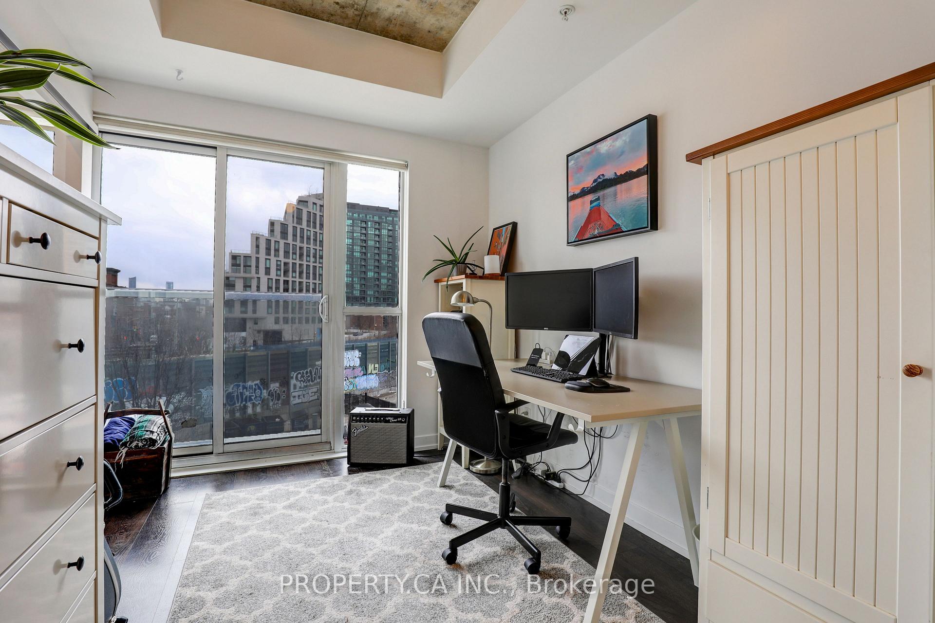 1205 Queen Street W 407, Toronto Unit: 407