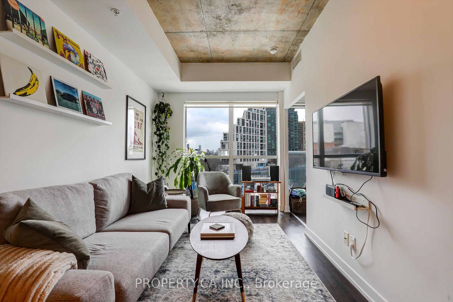 1205 Queen Street W 407, Toronto Unit: 407