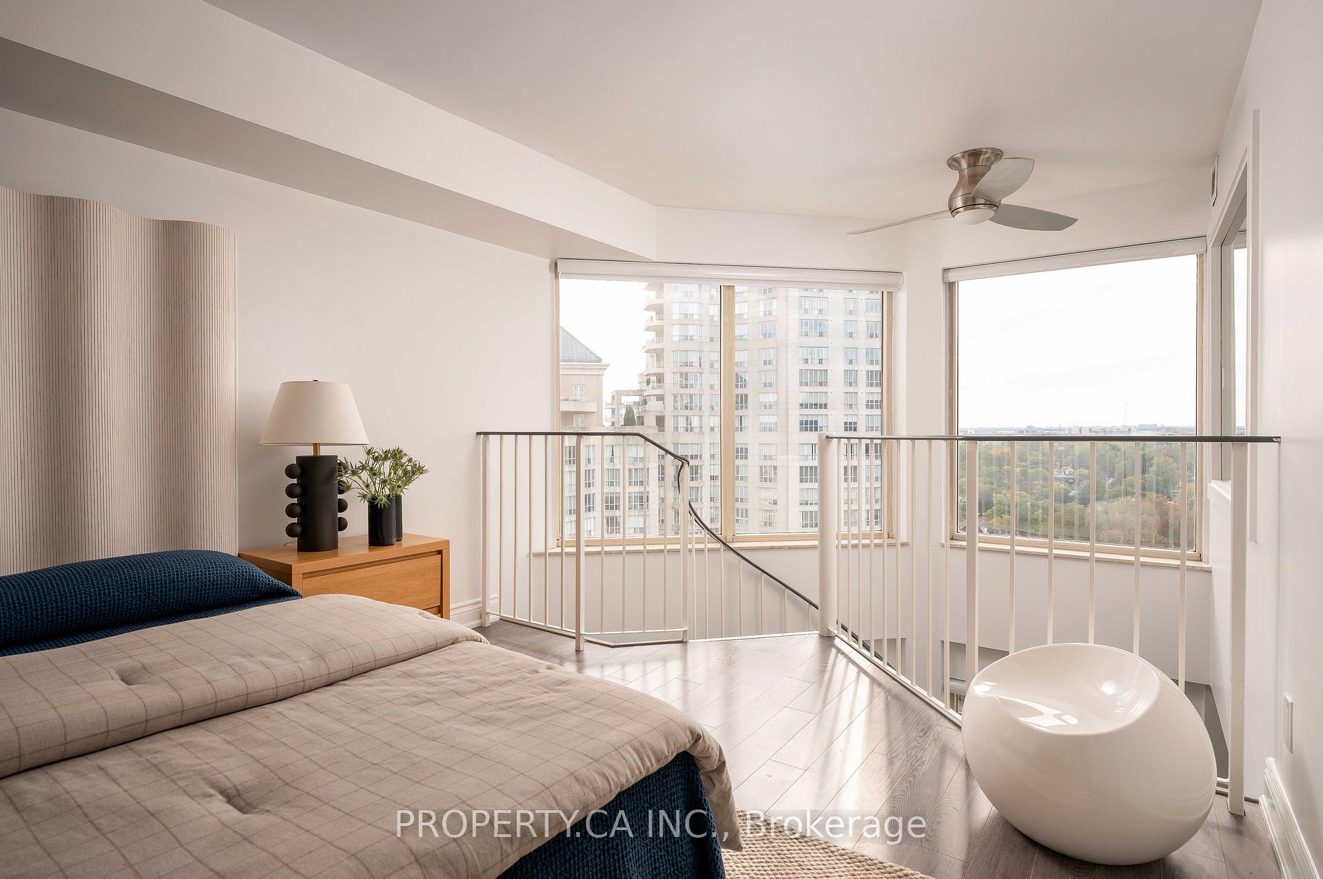 2269 Lake Shore Boulevard W 1701, Toronto Unit: 1701
