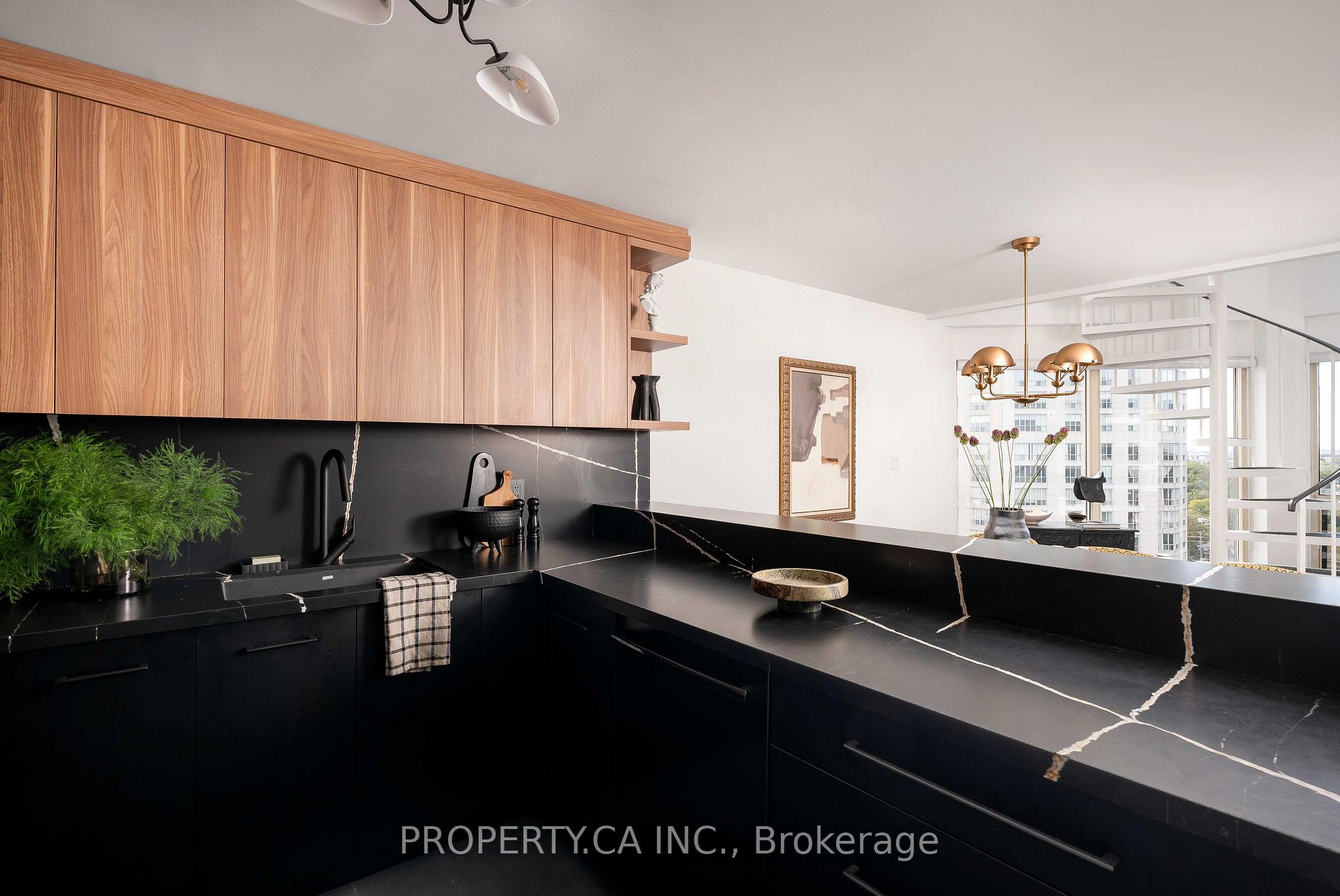 2269 Lake Shore Boulevard W 1701, Toronto Unit: 1701