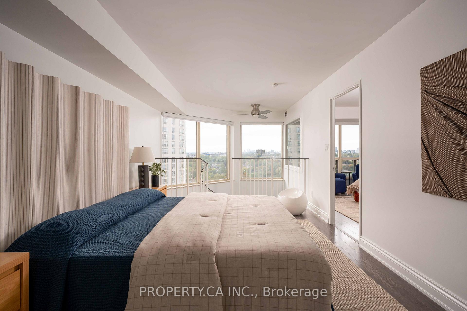 2269 Lake Shore Boulevard W 1701, Toronto Unit: 1701