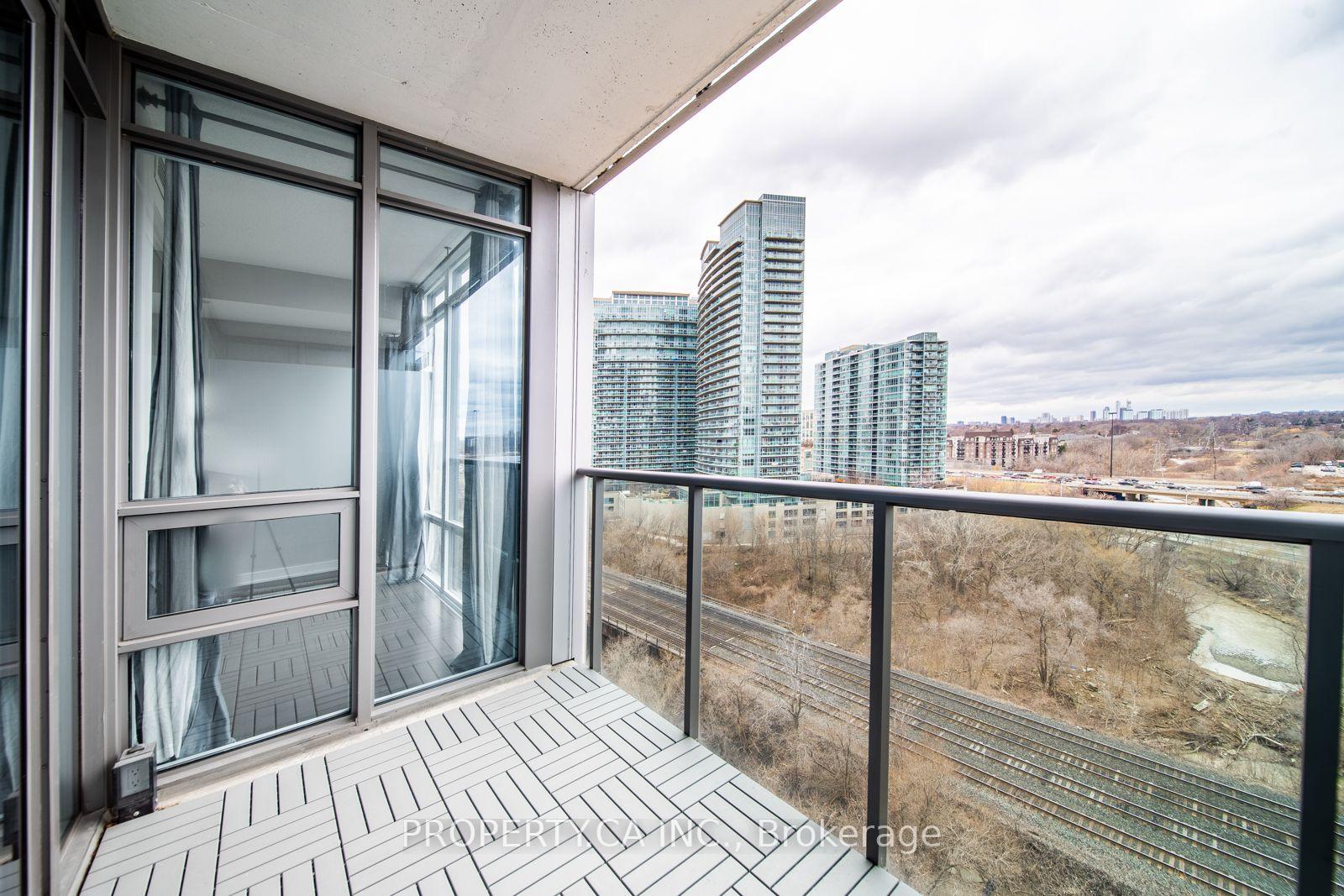 88 Park Lawn Road 1215, Toronto Unit: 1215