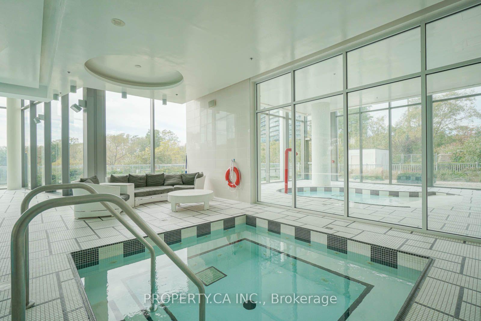 88 Park Lawn Road 1215, Toronto Unit: 1215