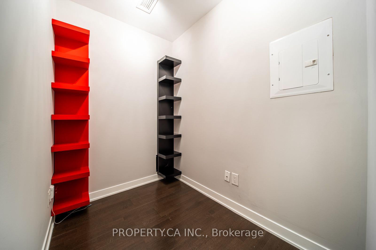 88 Park Lawn Road 1215, Toronto Unit: 1215