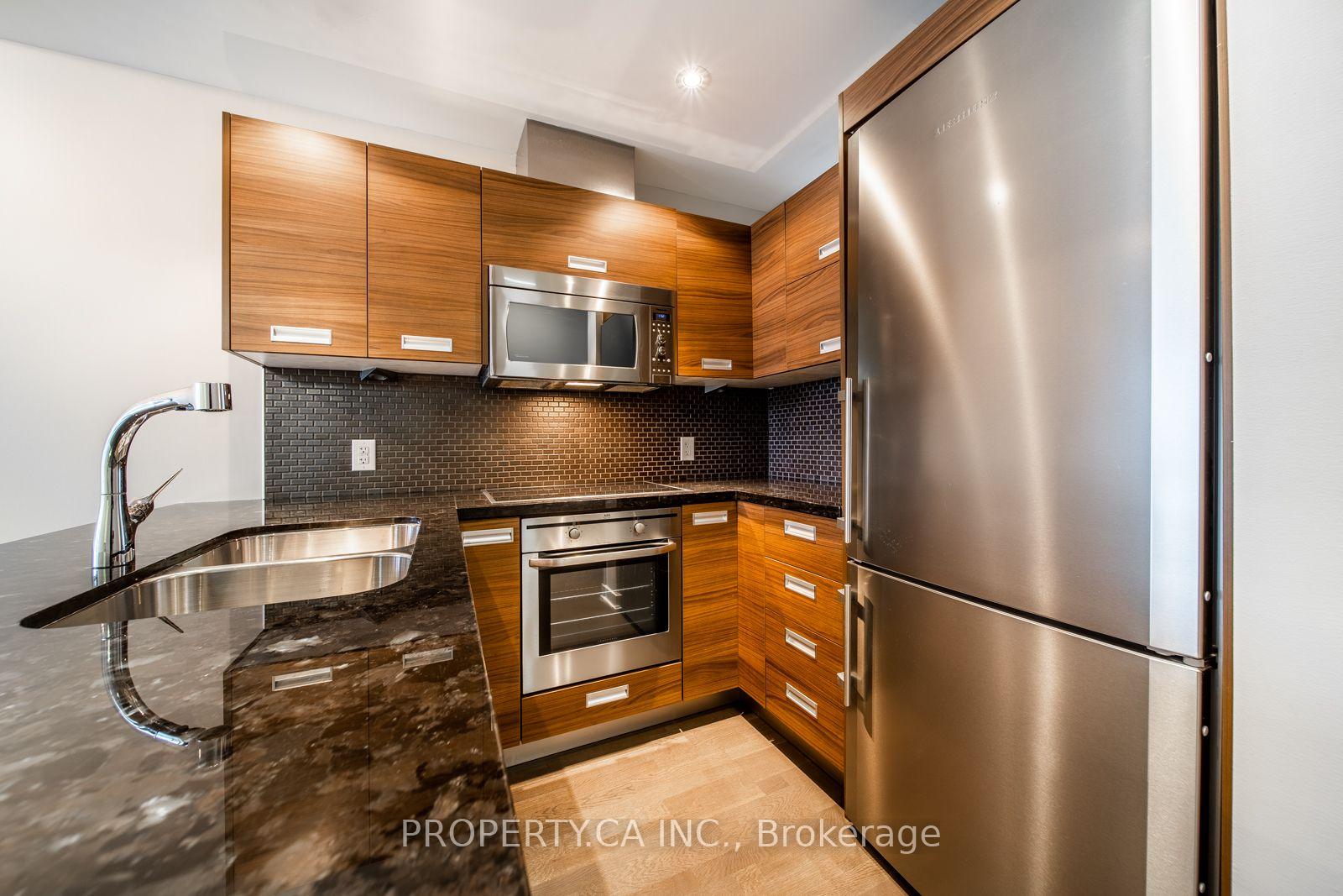 88 Park Lawn Road 1215, Toronto Unit: 1215