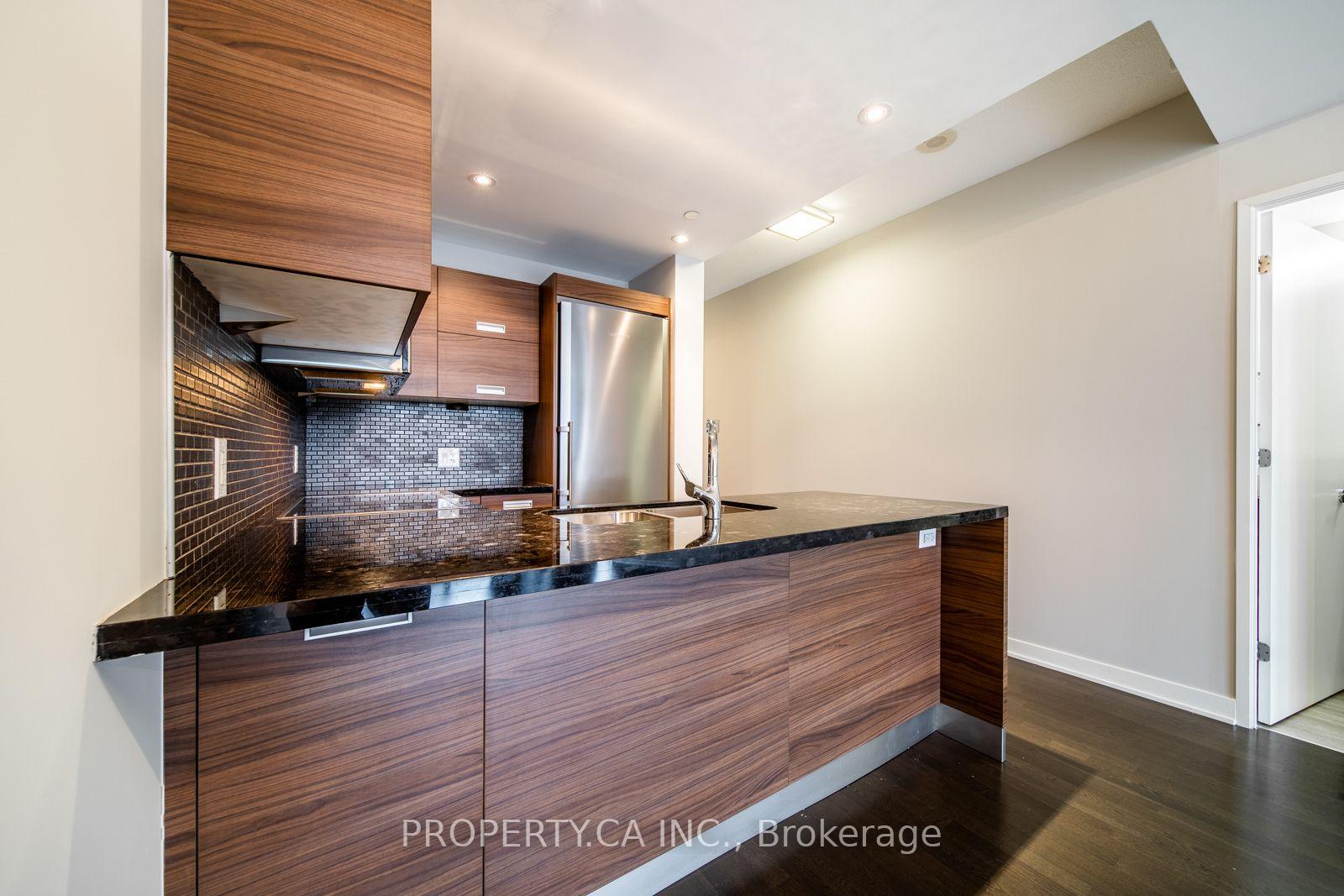 88 Park Lawn Road 1215, Toronto Unit: 1215