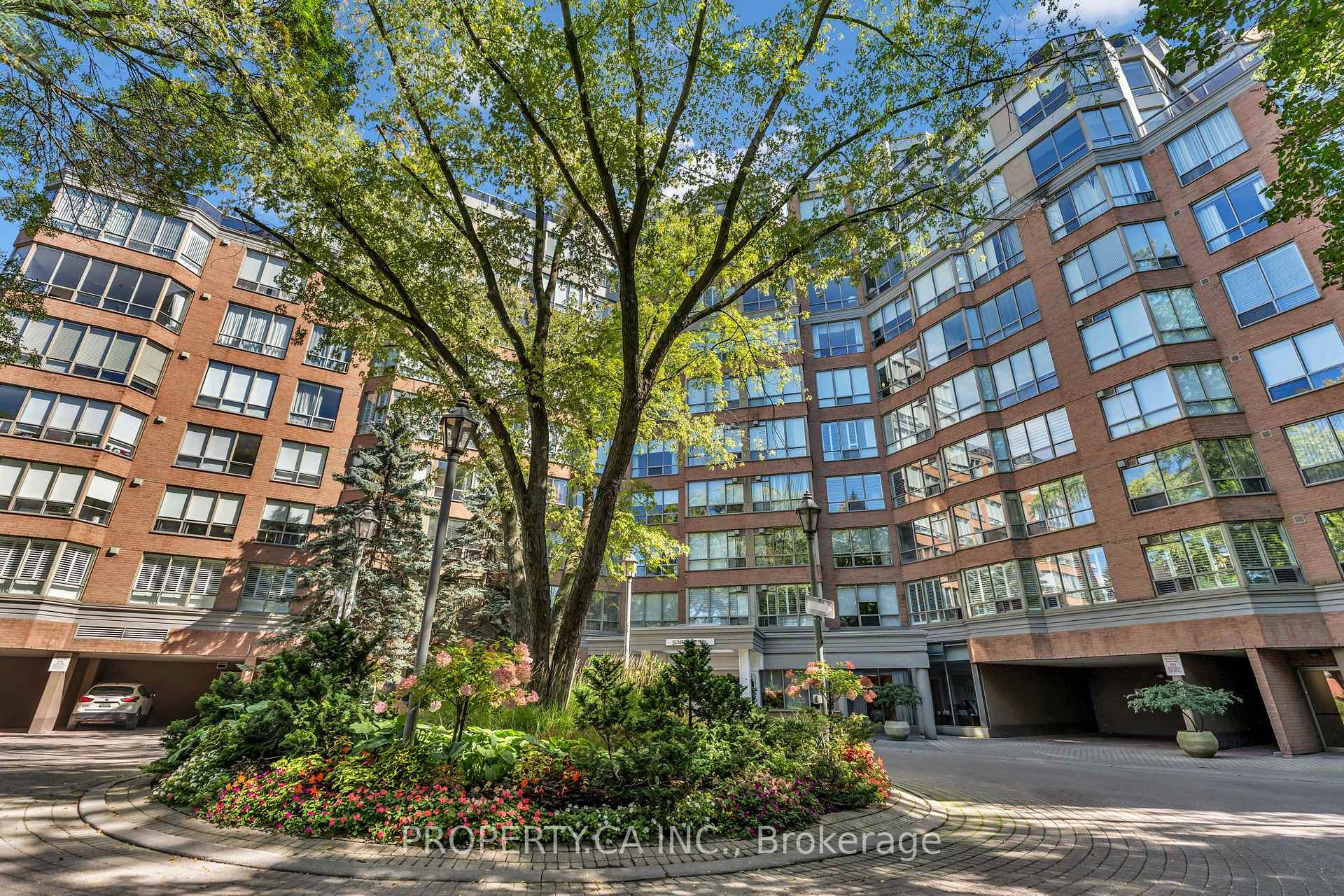 1 Ripley Avenue 517, Toronto Unit: 517