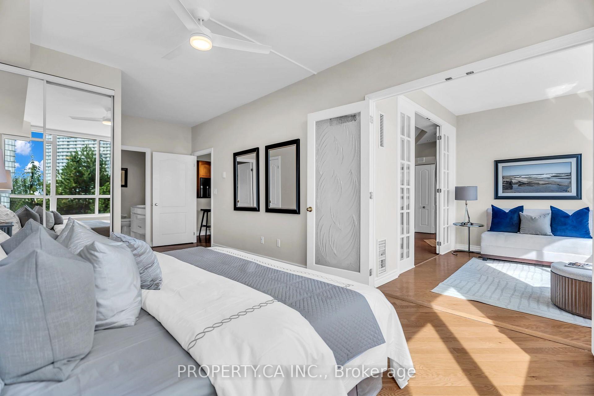 1 Ripley Avenue 517, Toronto Unit: 517