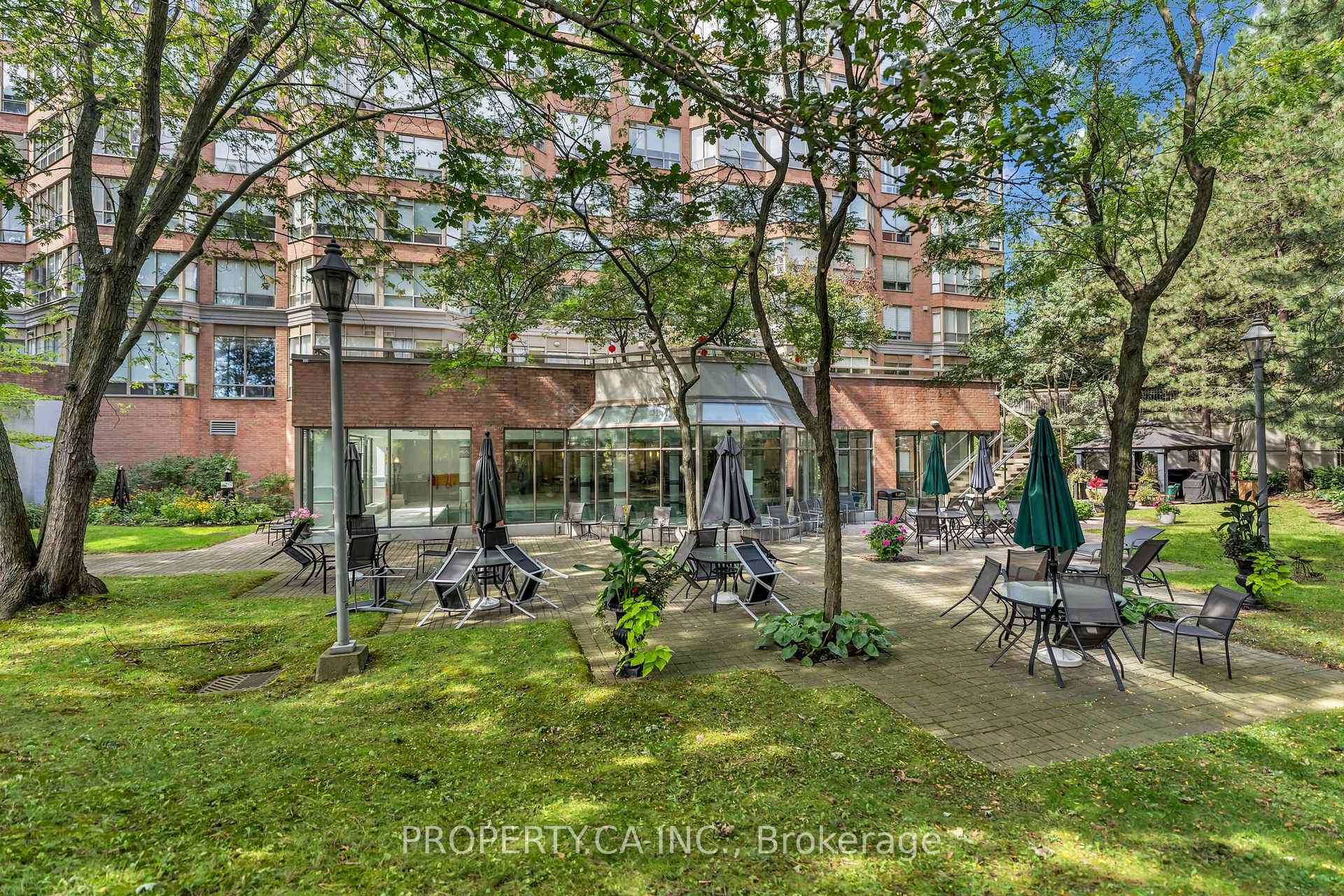 1 Ripley Avenue 517, Toronto Unit: 517