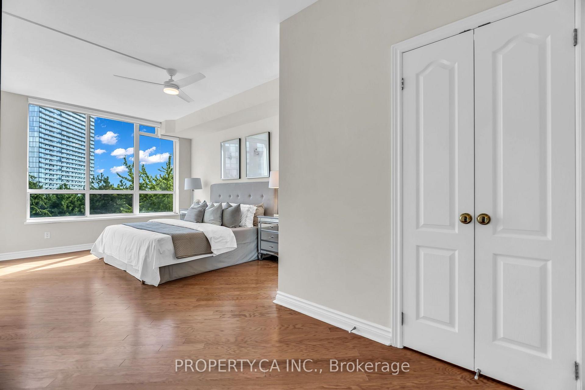1 Ripley Avenue 517, Toronto Unit: 517
