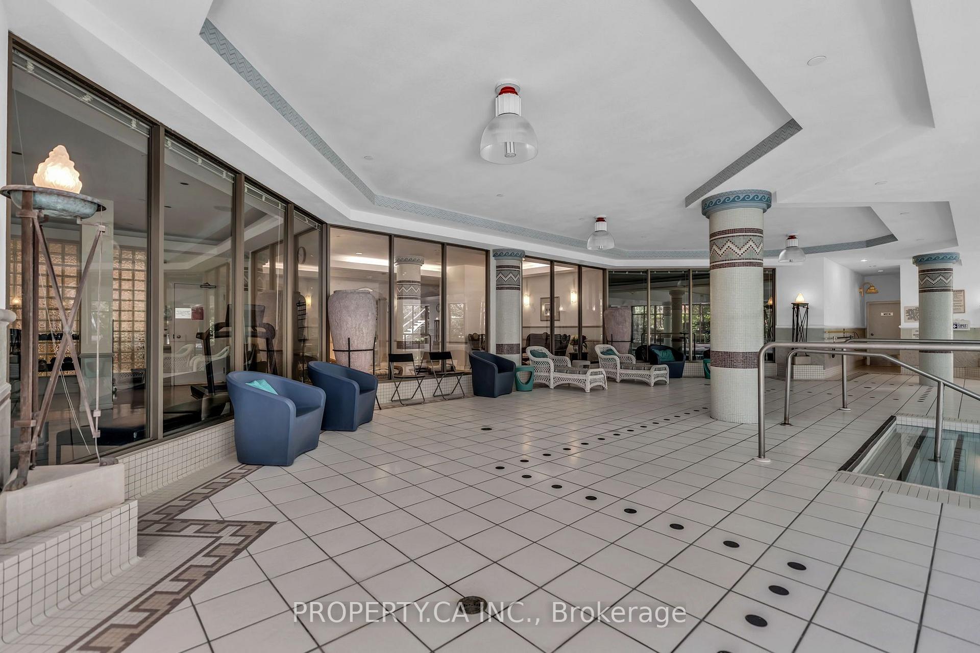 1 Ripley Avenue 517, Toronto Unit: 517