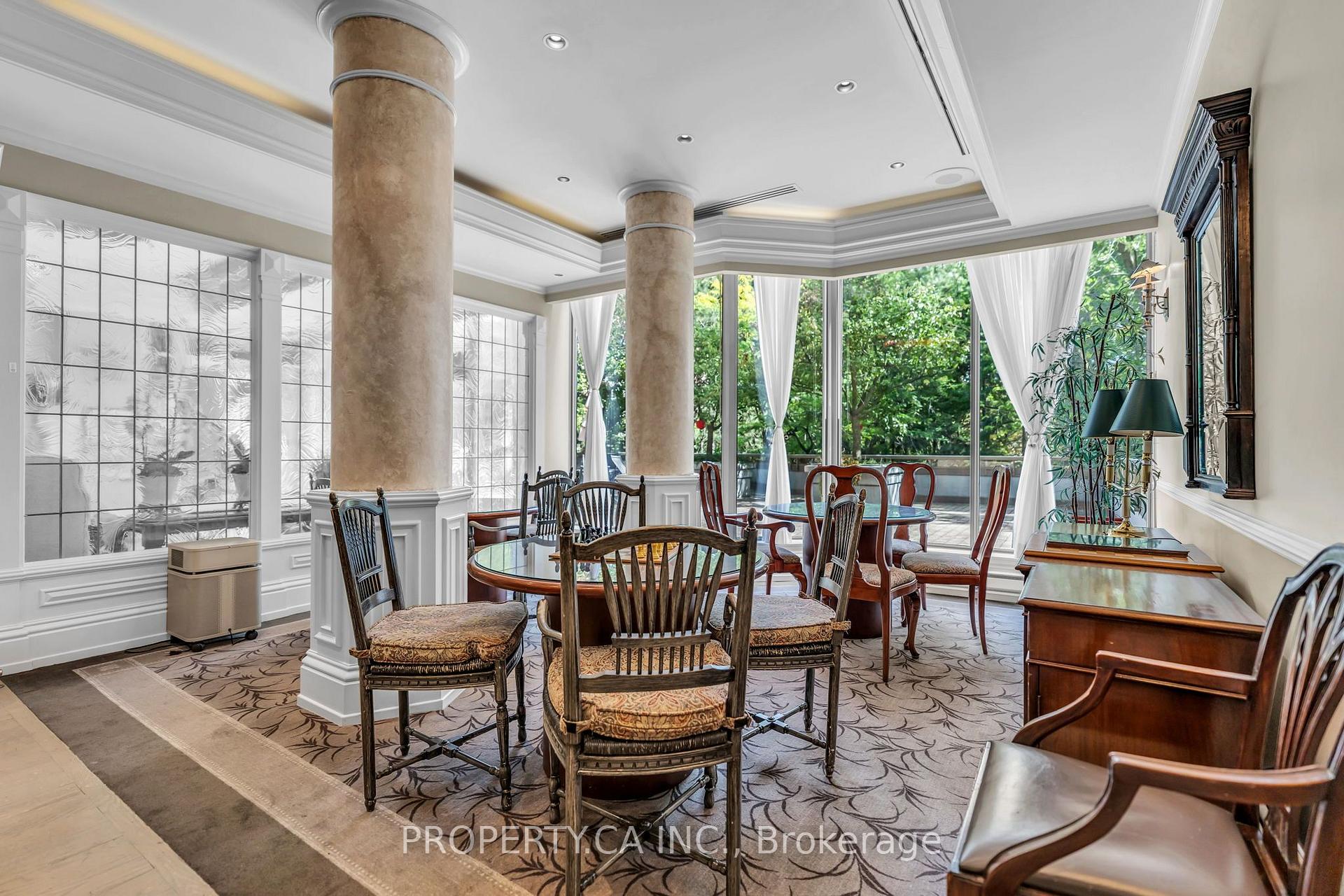1 Ripley Avenue 517, Toronto Unit: 517