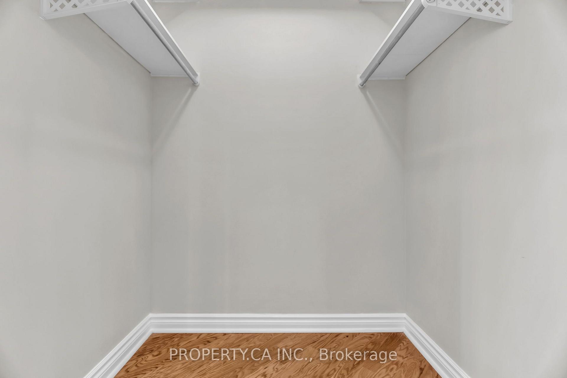 1 Ripley Avenue 517, Toronto Unit: 517