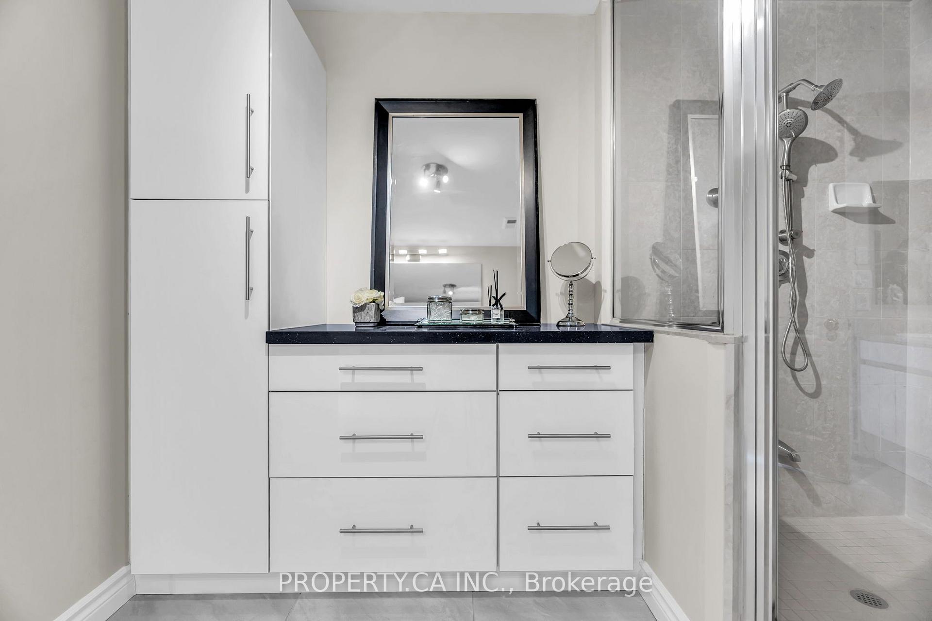 1 Ripley Avenue 517, Toronto Unit: 517