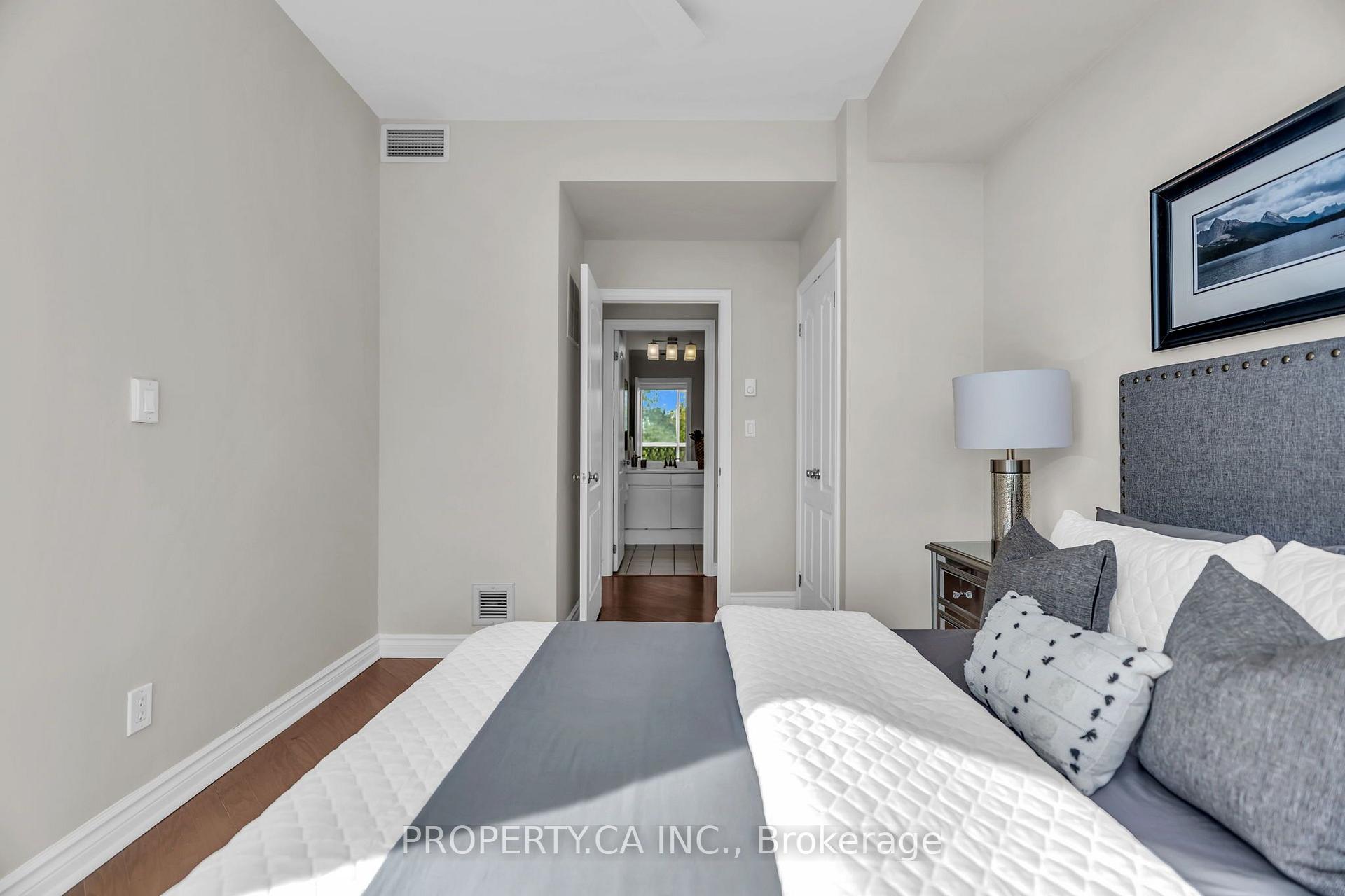 1 Ripley Avenue 517, Toronto Unit: 517