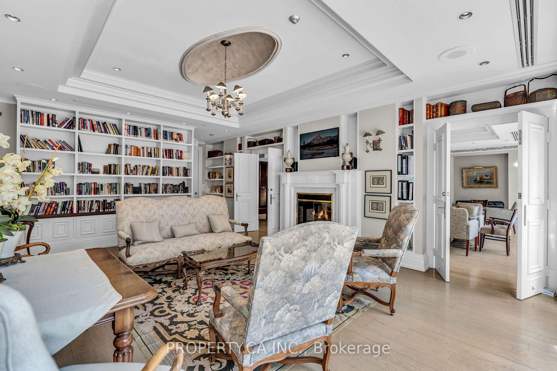 1 Ripley Avenue 517, Toronto Unit: 517