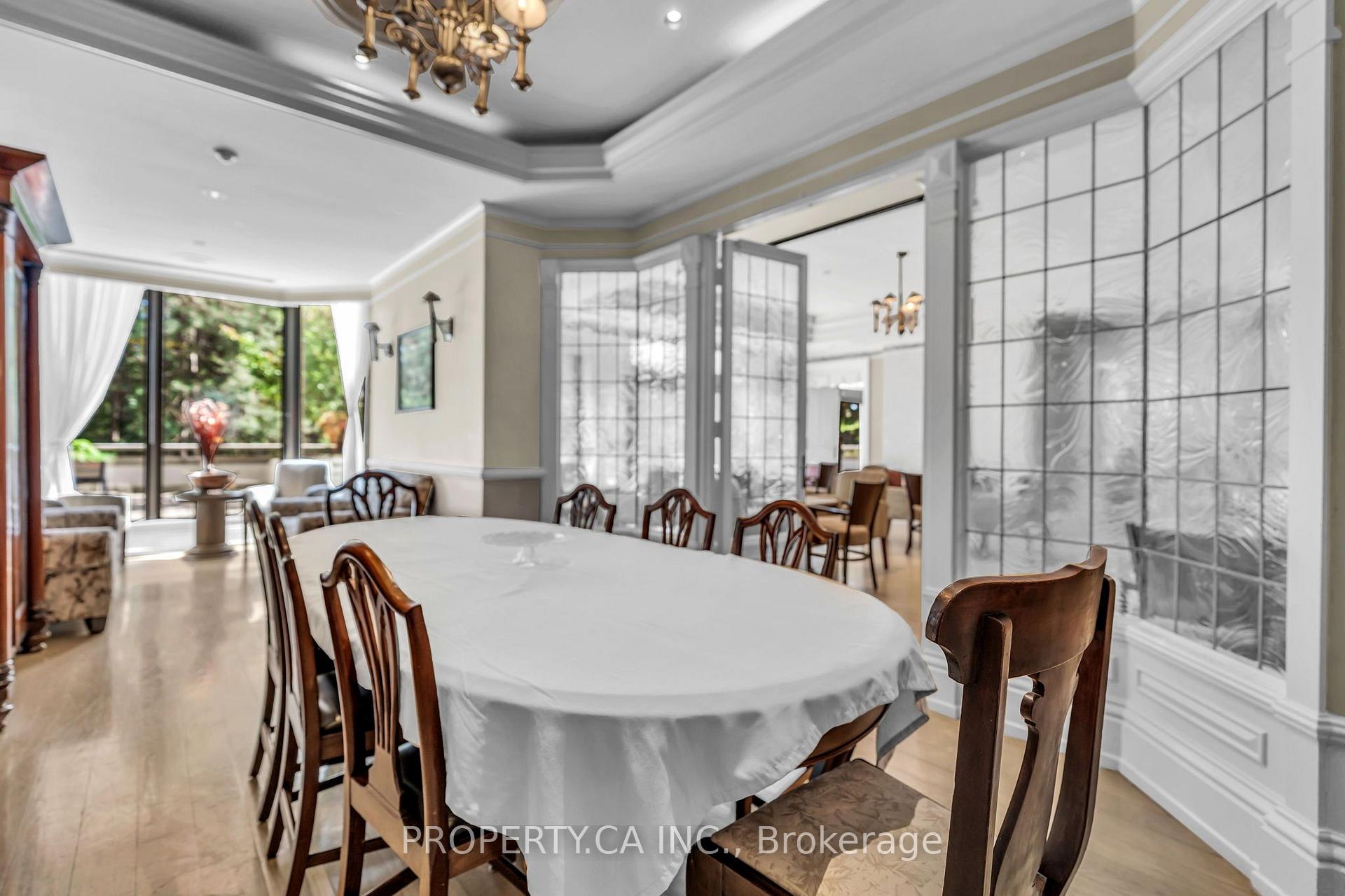 1 Ripley Avenue 517, Toronto Unit: 517