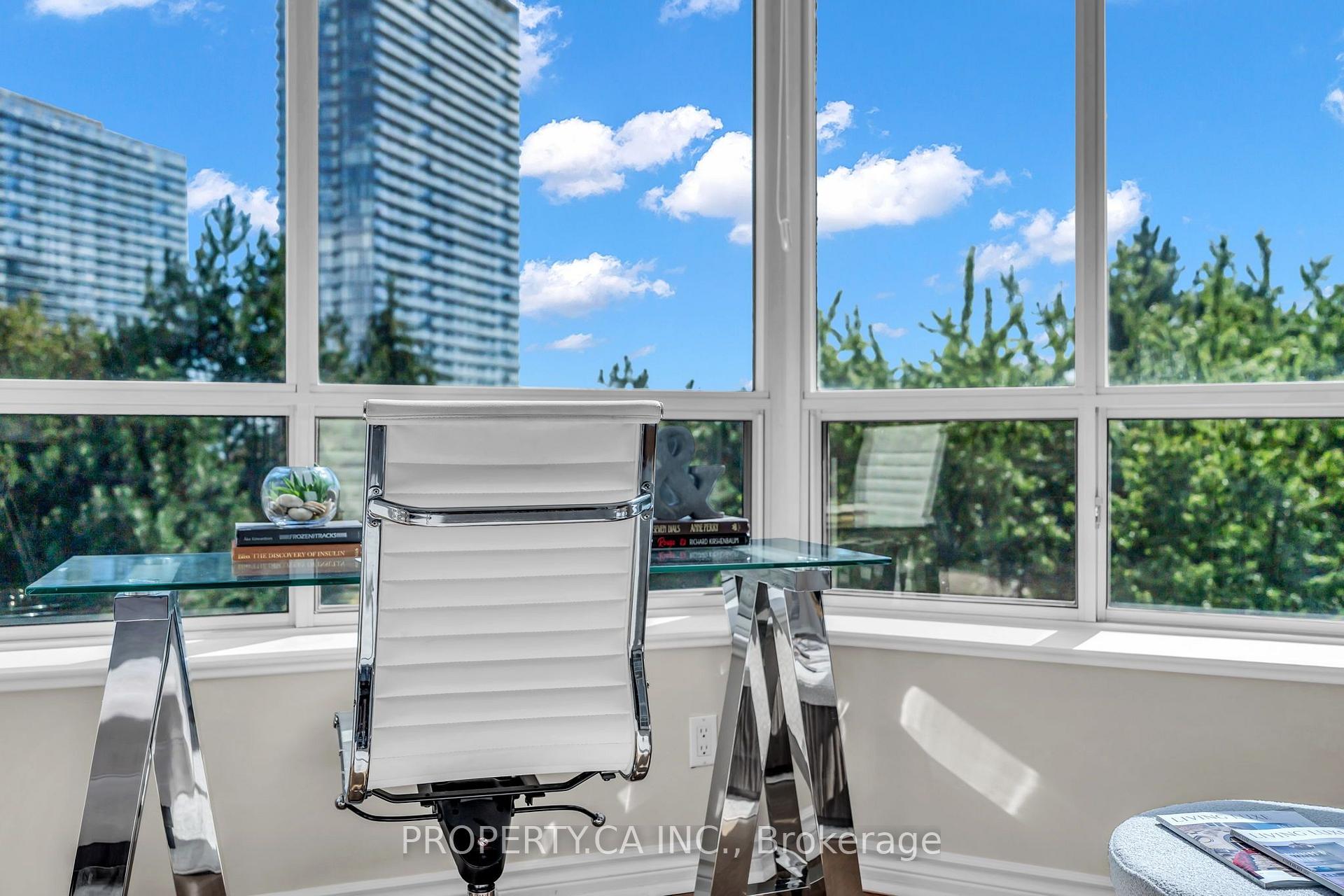 1 Ripley Avenue 517, Toronto Unit: 517
