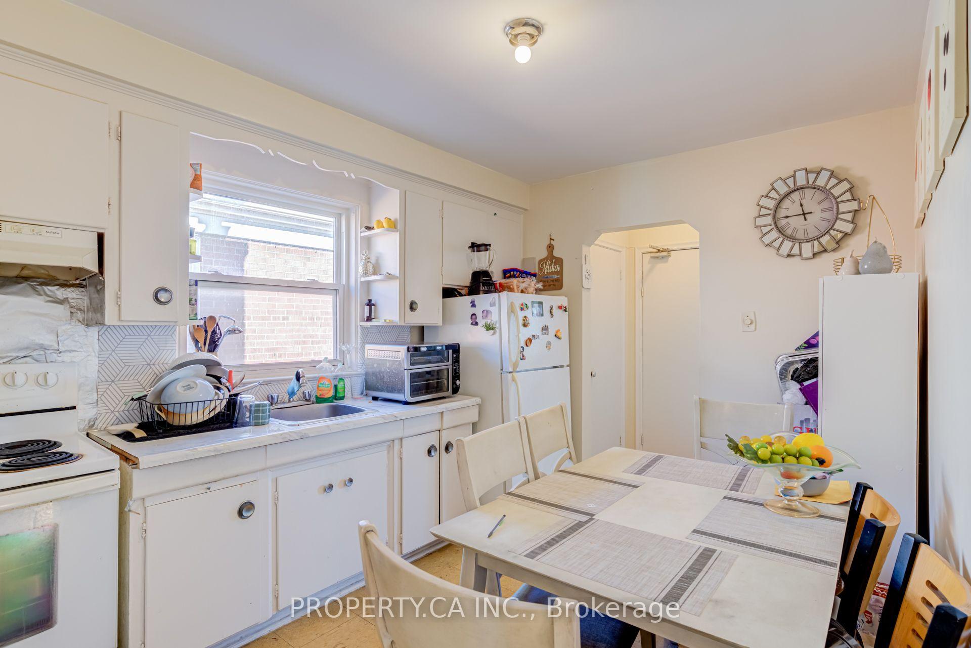 606 Harvie Avenue 3, Toronto Unit: 3