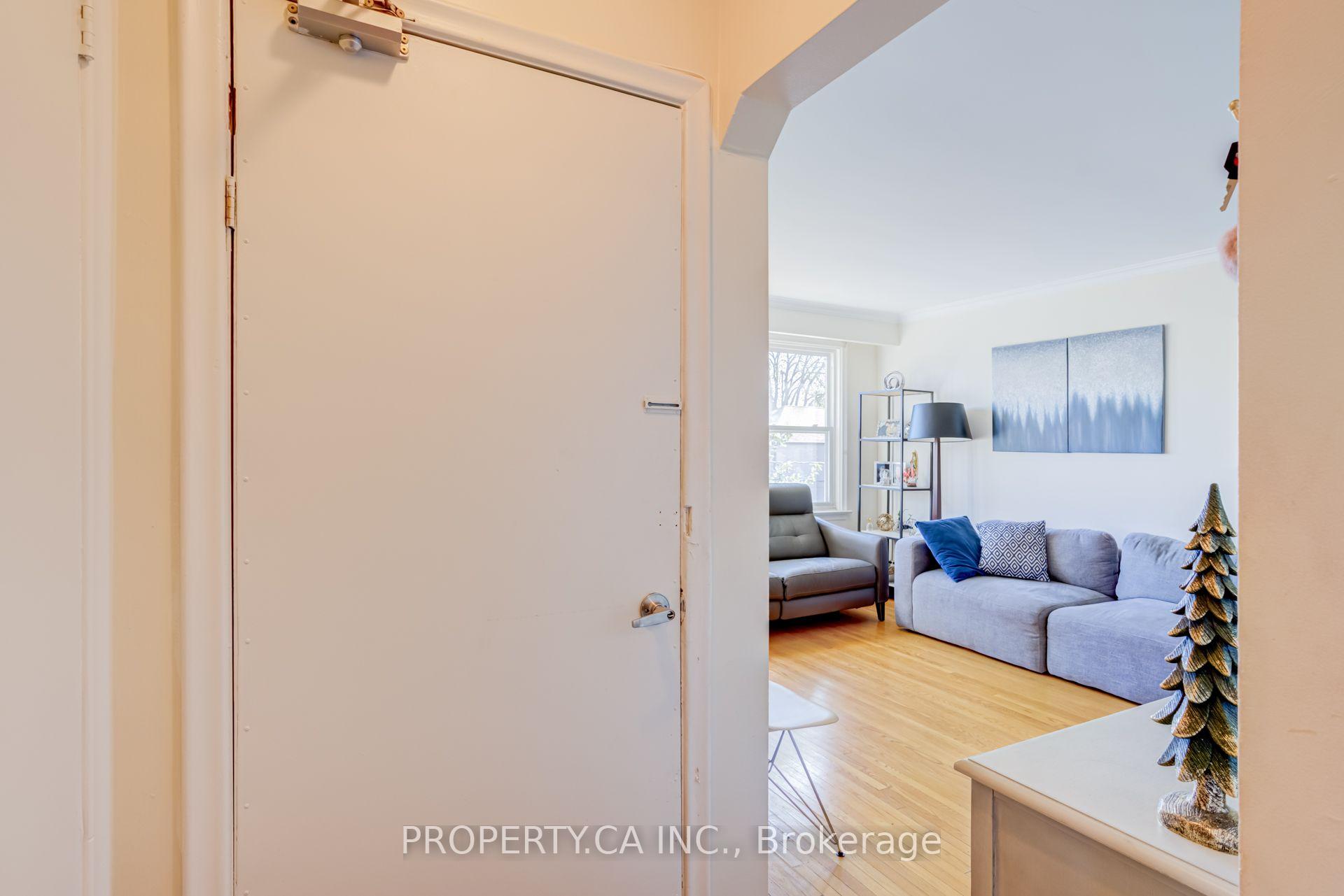 606 Harvie Avenue 3, Toronto Unit: 3