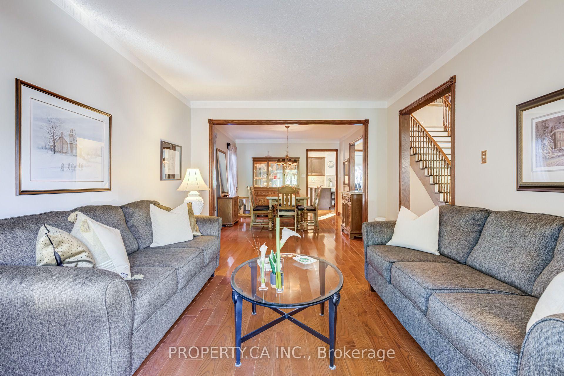 411 Freeman Crescent