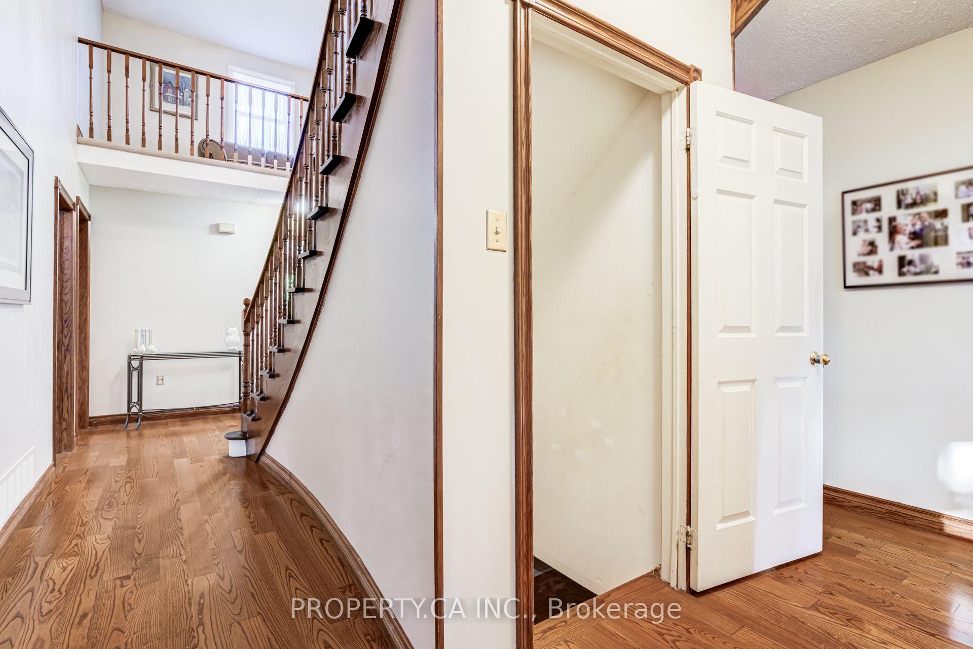 411 Freeman Crescent