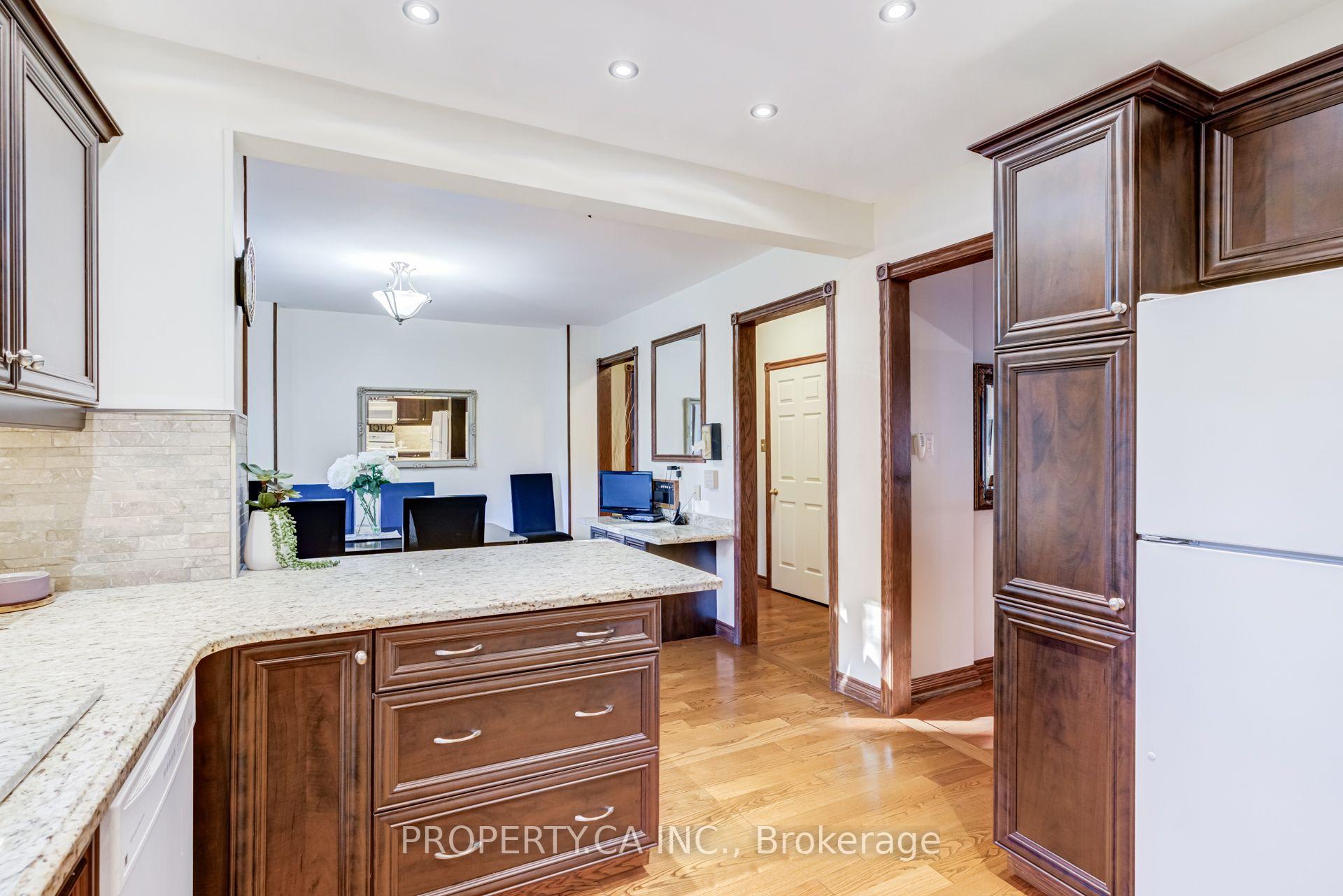 411 Freeman Crescent
