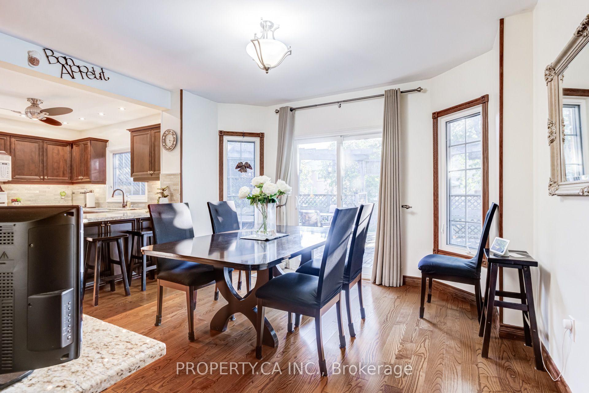 411 Freeman Crescent